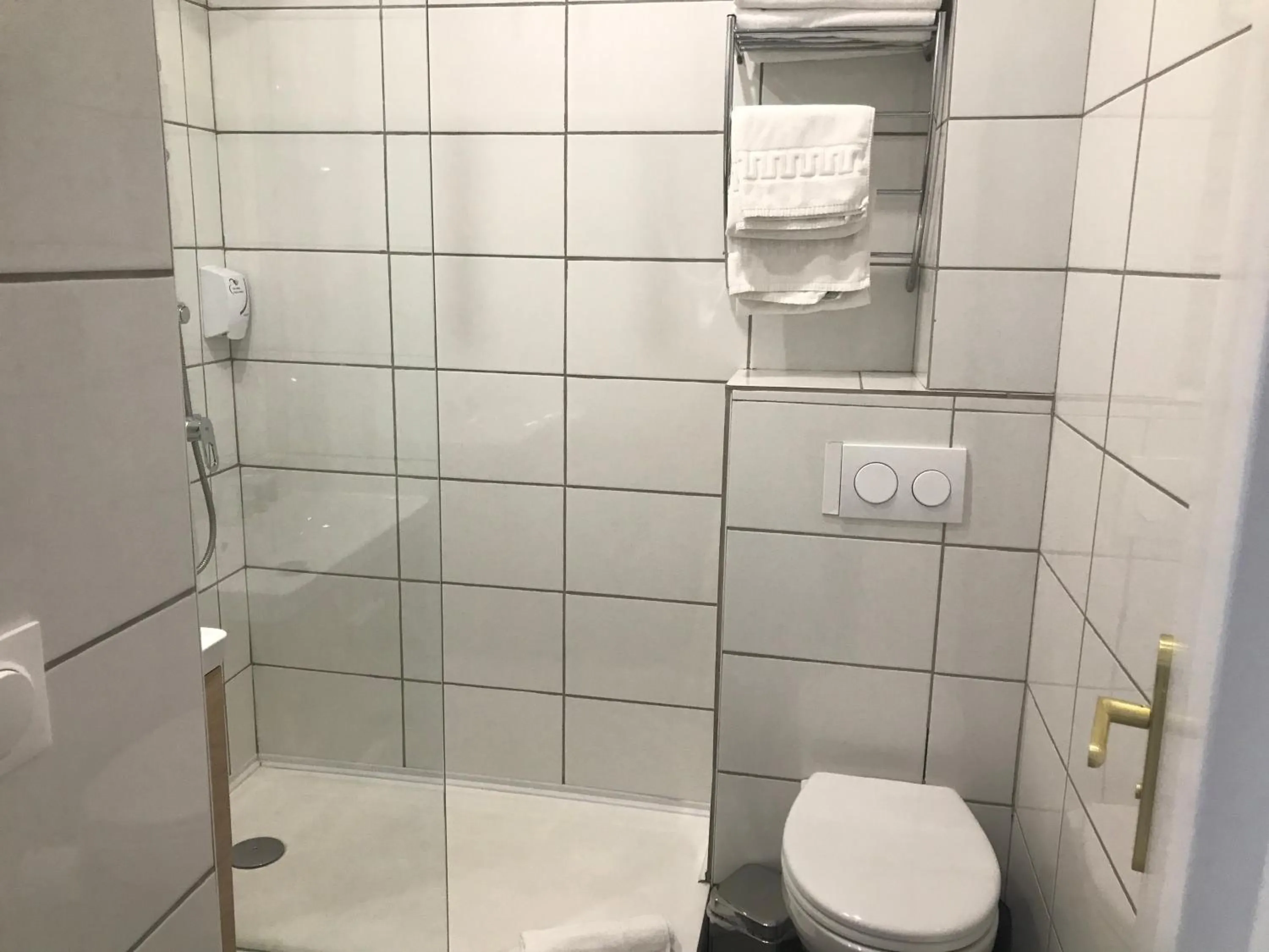 Bathroom in Hotel Morand