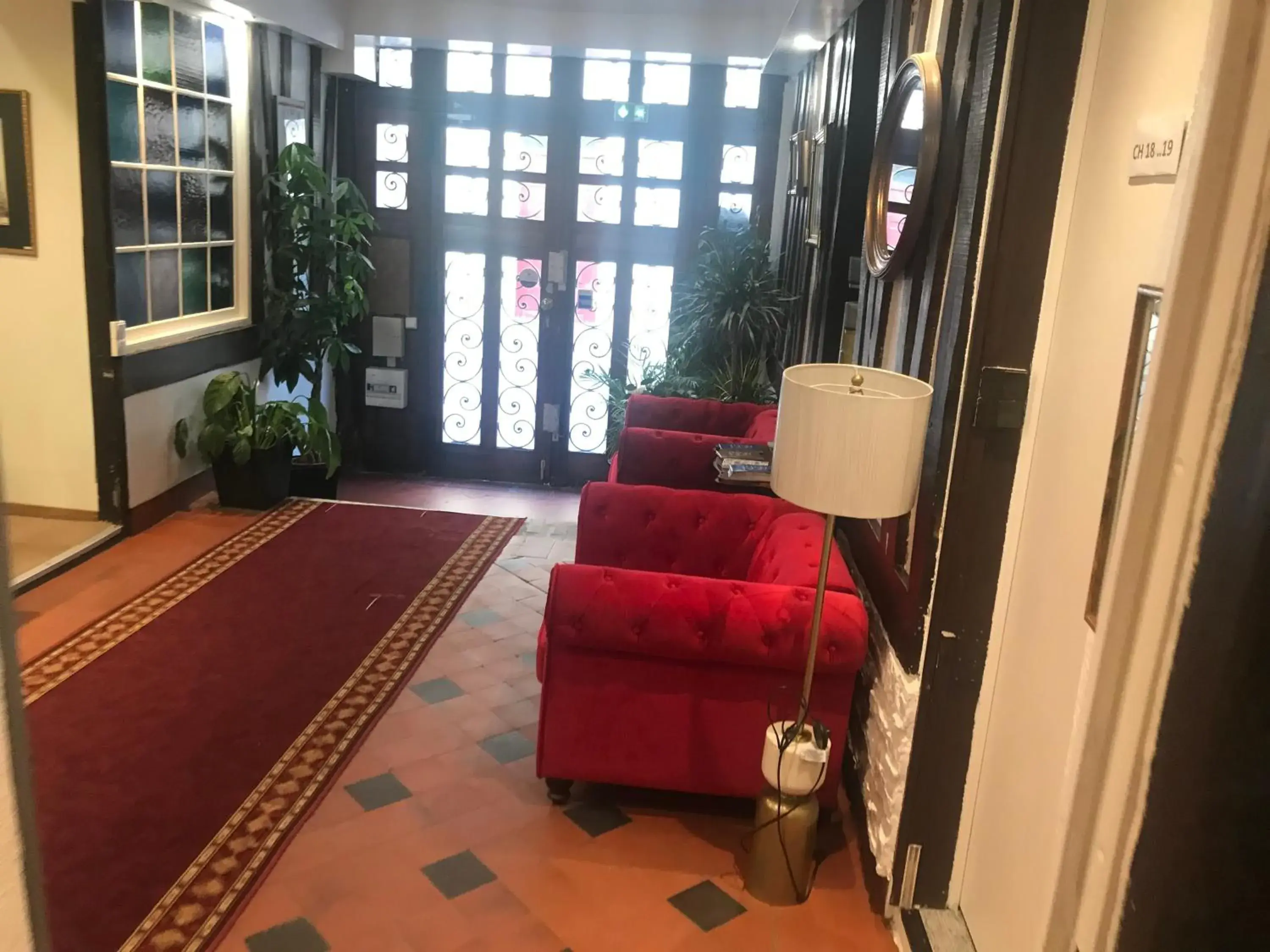 Lobby or reception in Hotel Morand Lobby or reception in Hotel Morand