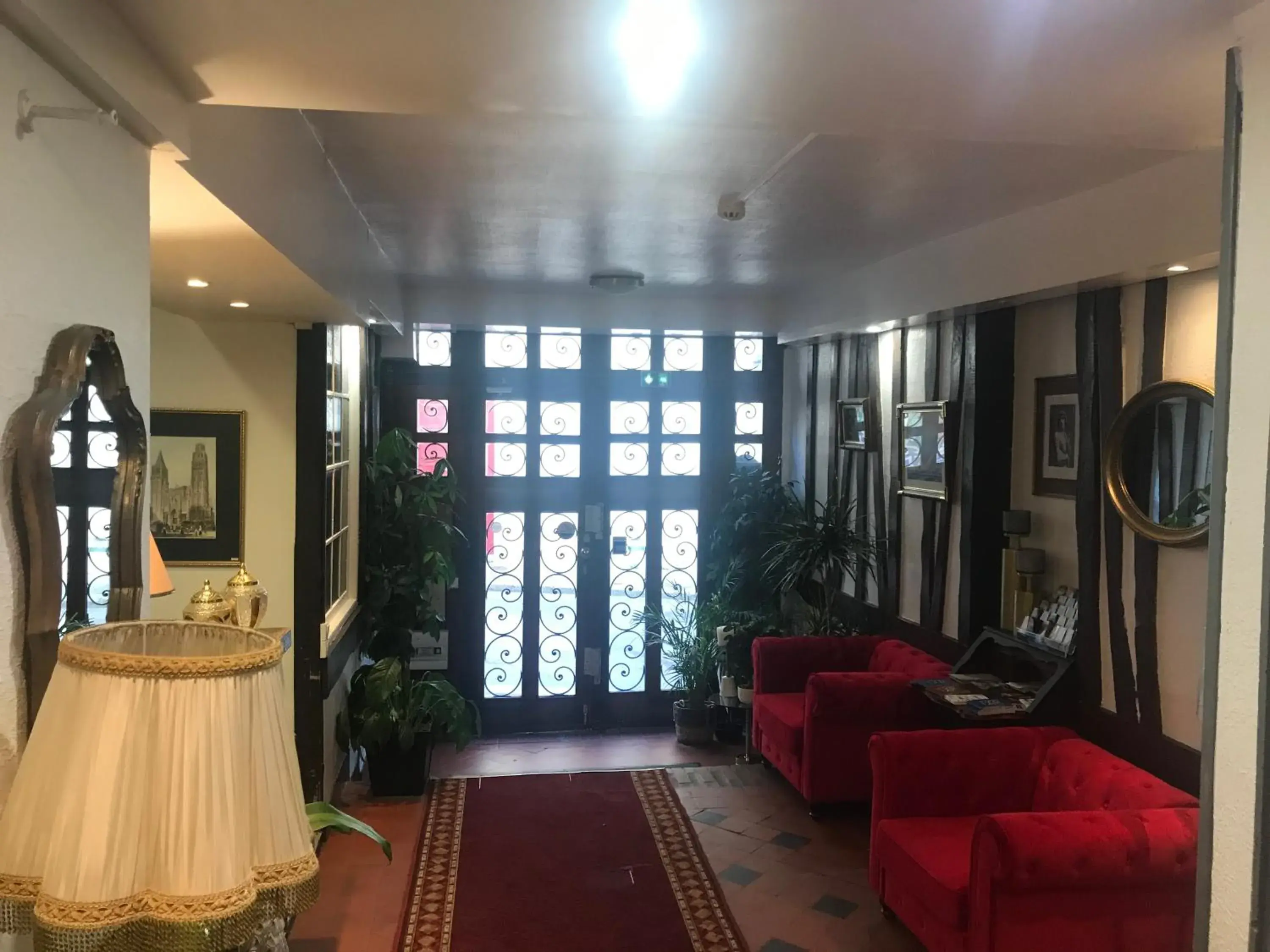 Lobby or reception in Hotel Morand Lobby or reception in Hotel Morand