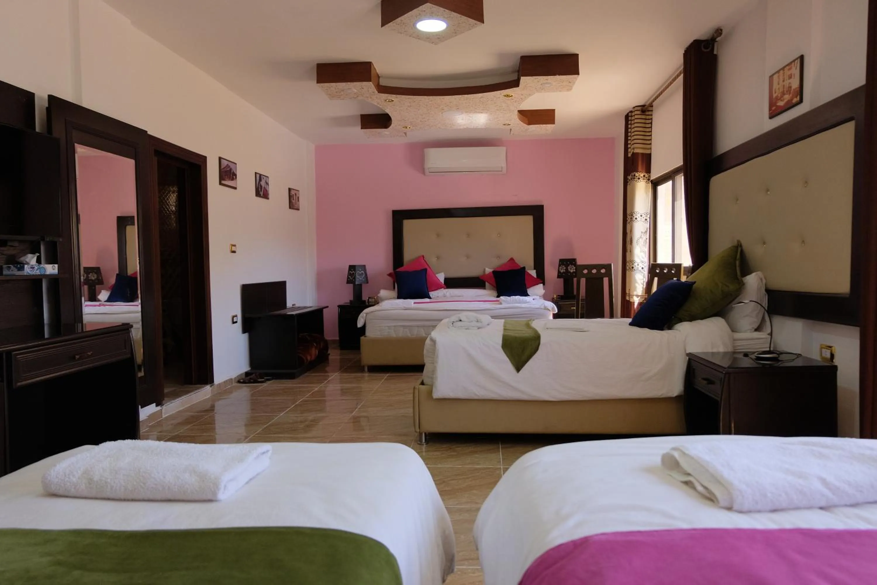 Bedroom, Bed in Petra Guests Hotel