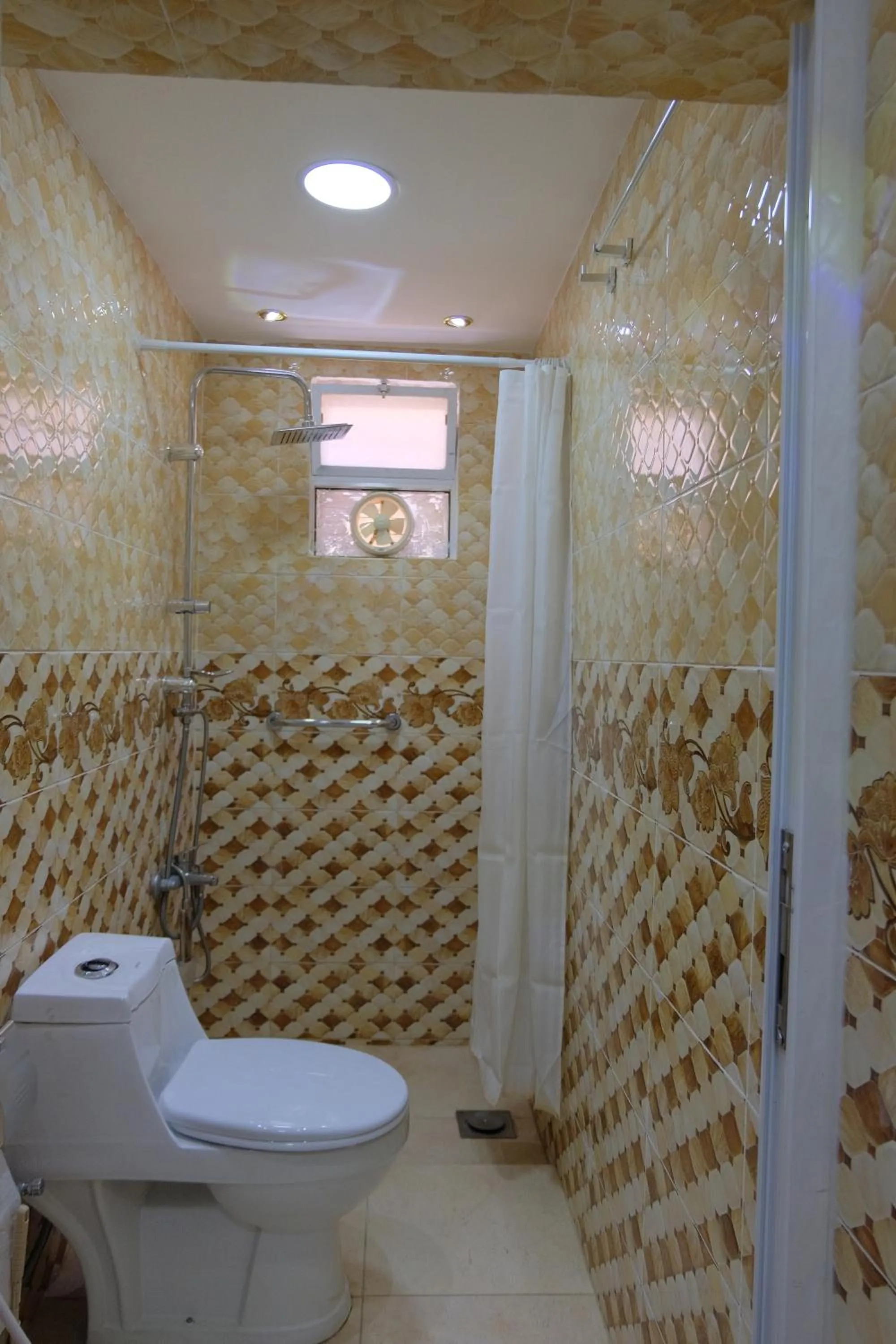 Bathroom in Petra Guests Hotel