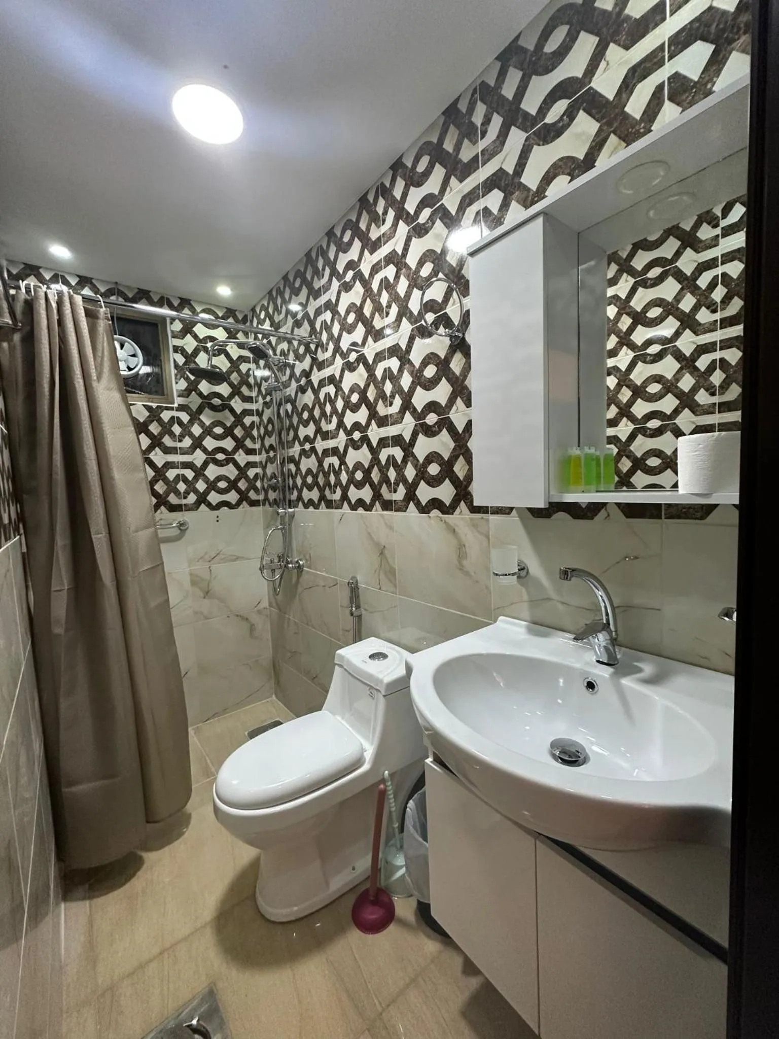 Bathroom in Petra Guests Hotel