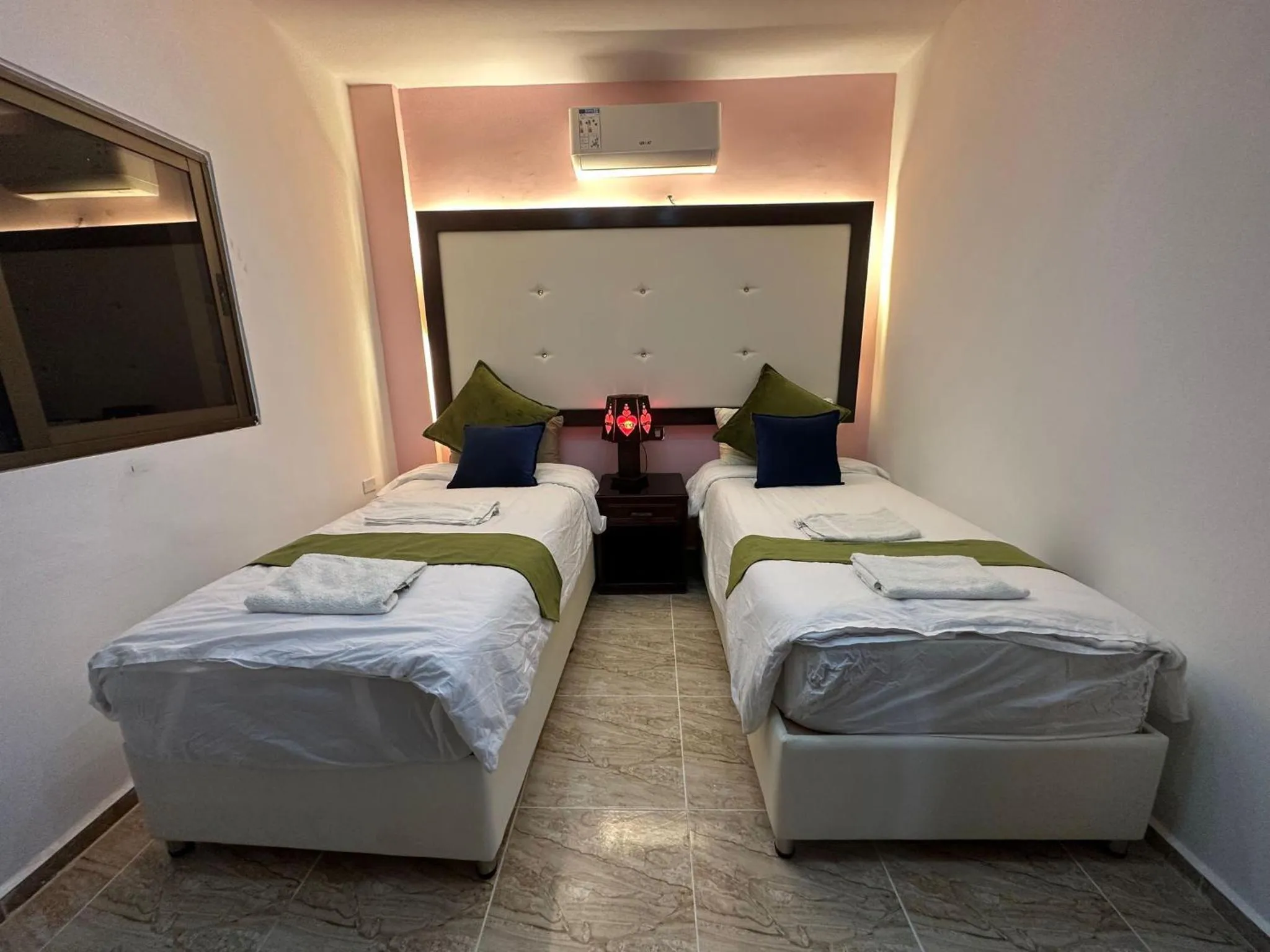 Bedroom, Bed in Petra Guests Hotel