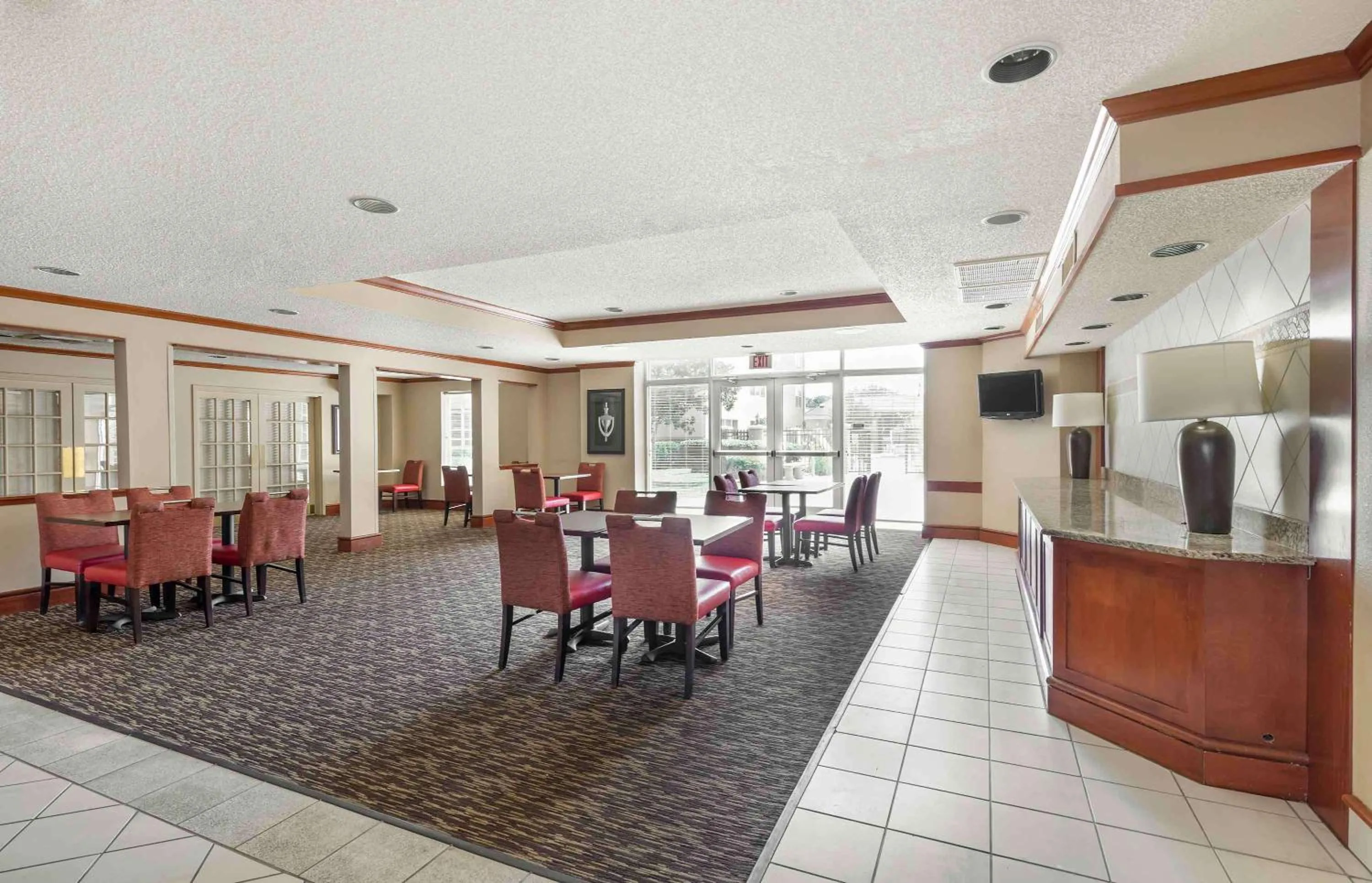 Restaurant/places to eat in Extended Stay America Suites - Dallas - Frankford Road
