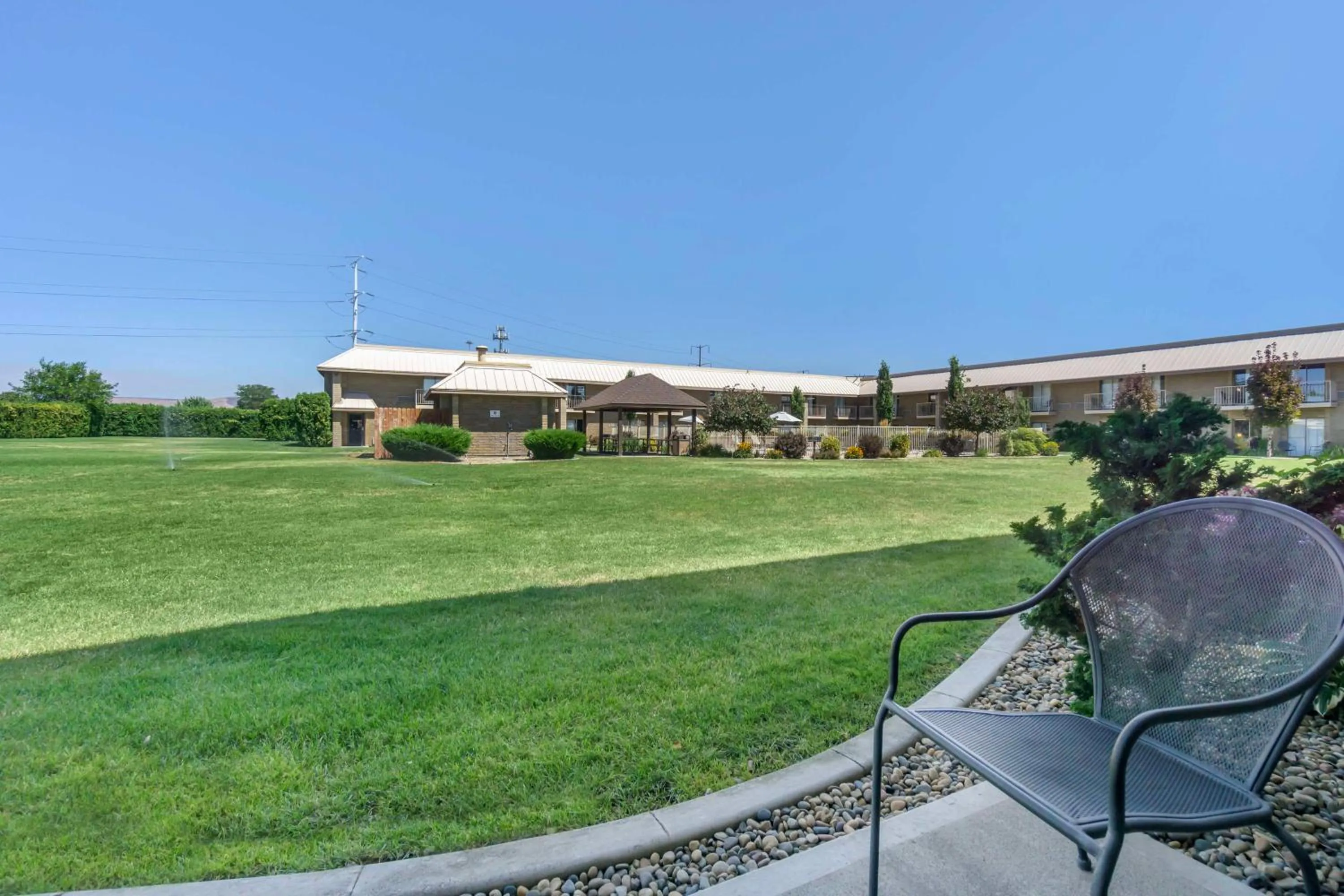 Bedroom in Best Western Plus Ahtanum Inn