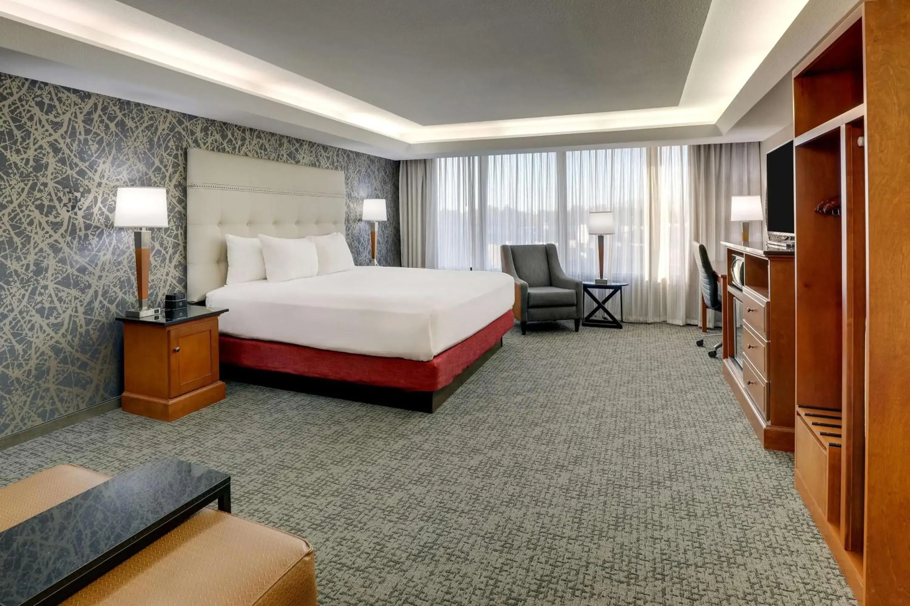 Bedroom, Bed in Drury Inn & Suites Springfield Bedroom, Bed in Drury Inn & Suites Springfield