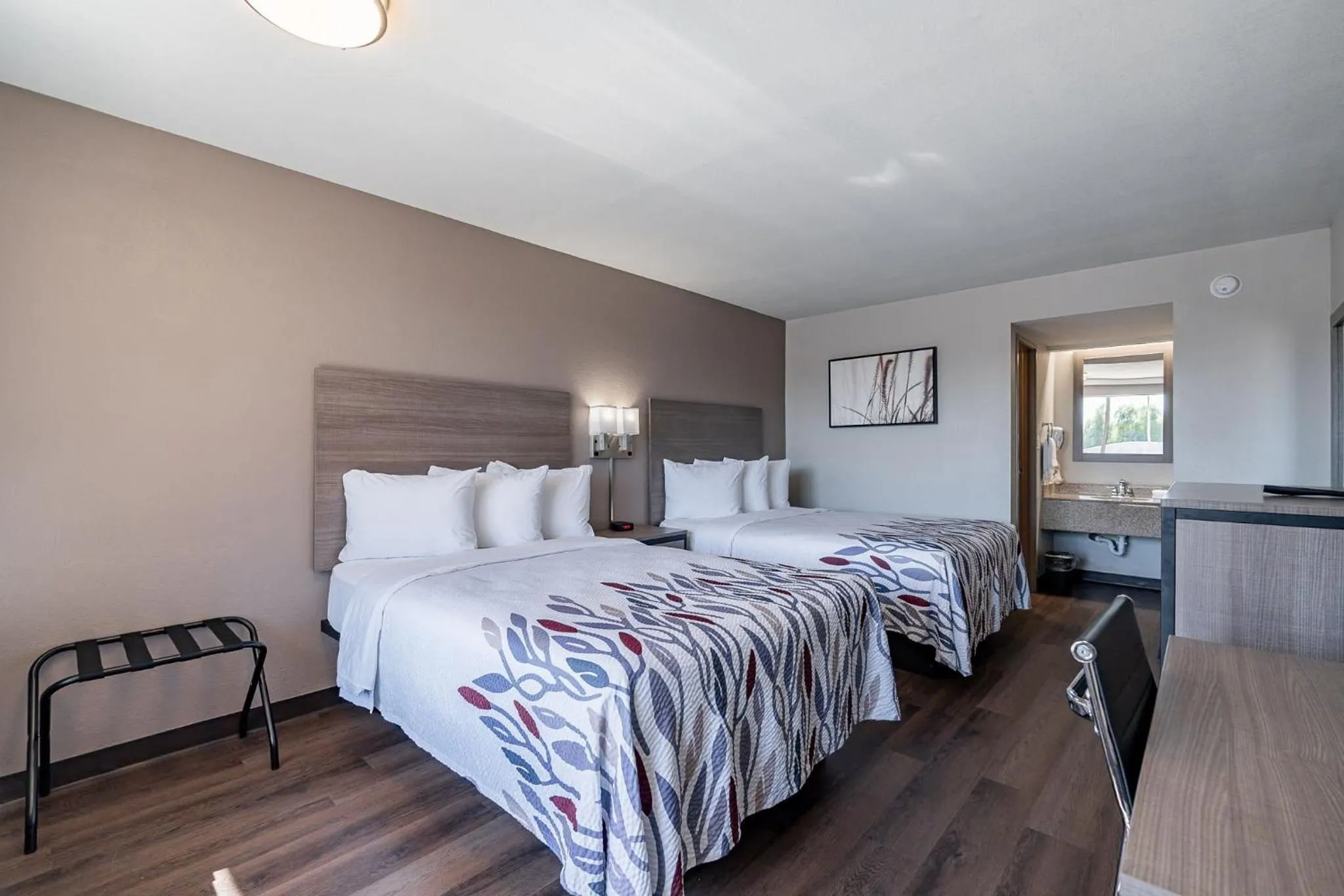 Photo of the whole room in Red Roof Inn Tucson South - Airport