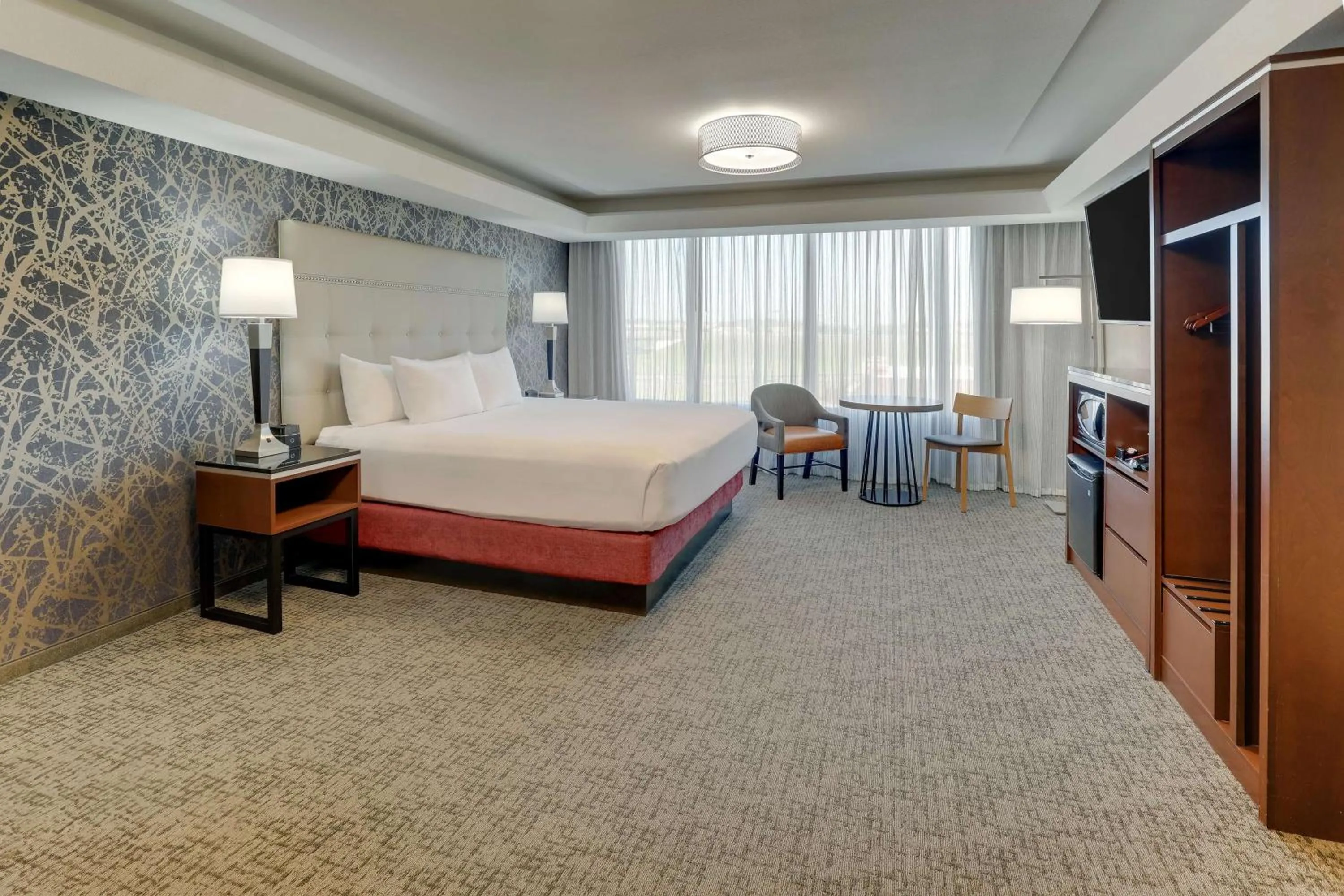 Bedroom, Bed in Drury Inn Paducah