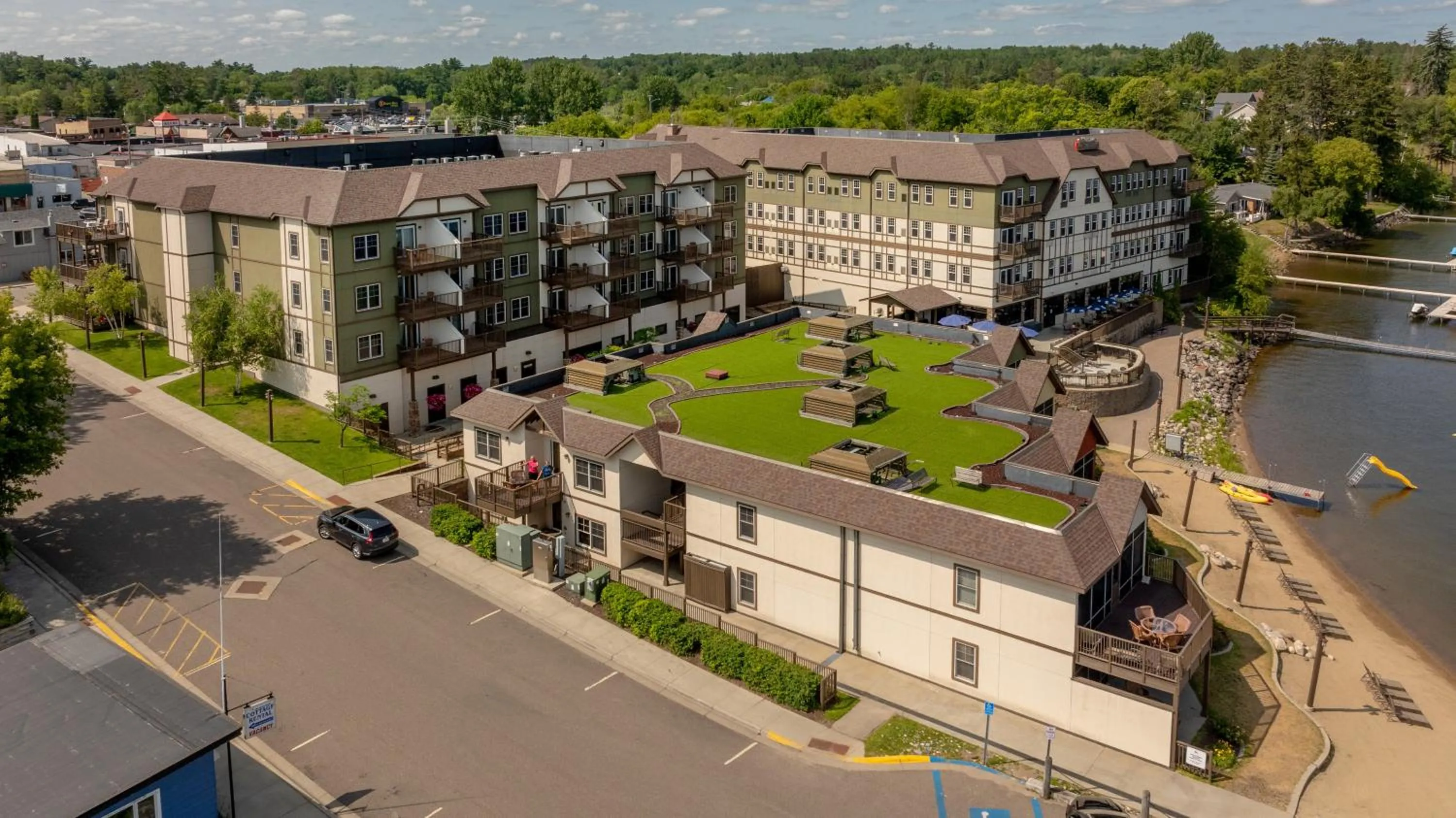 Property building in Chase On The Lake