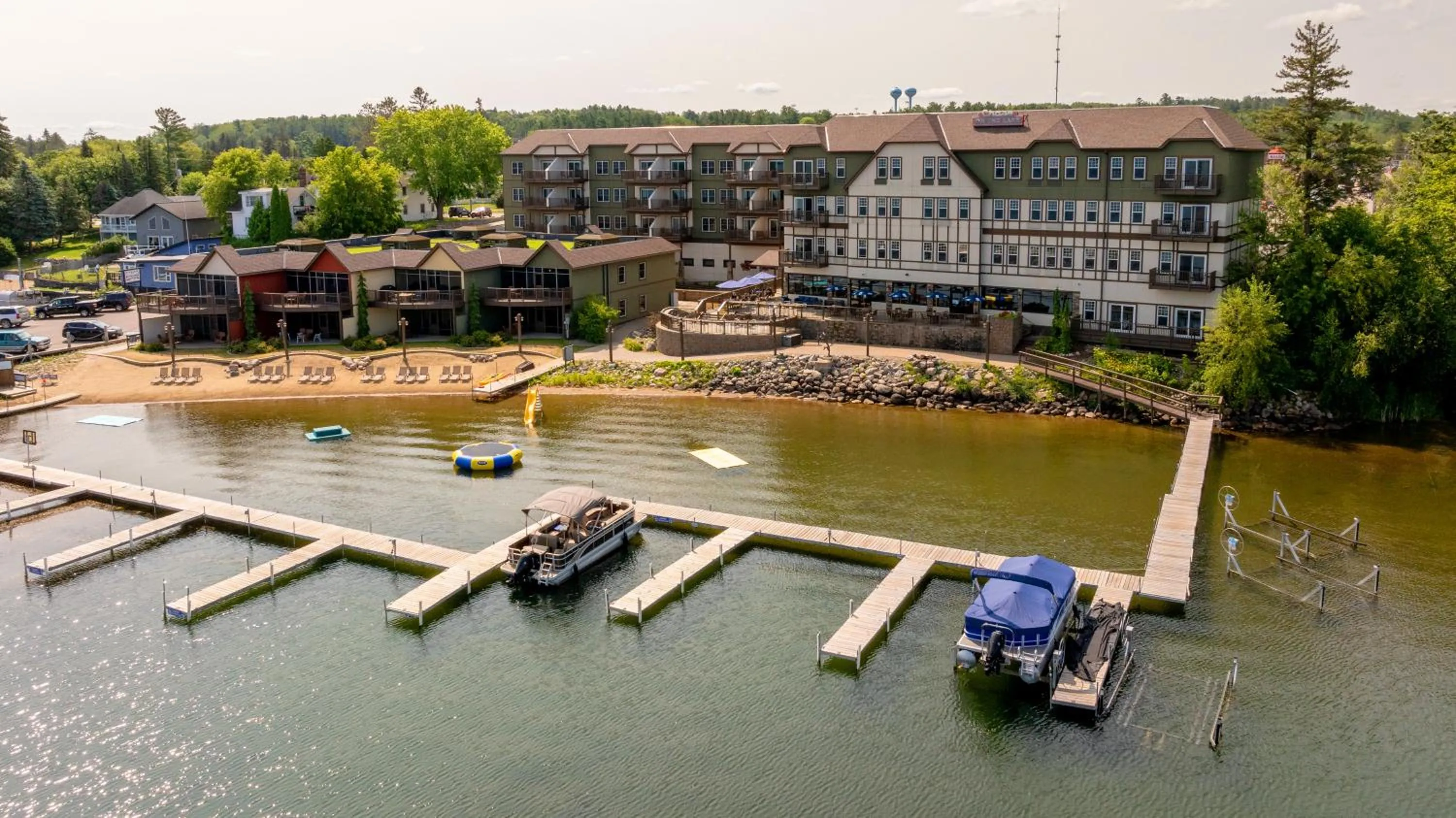 Lake view in Chase On The Lake