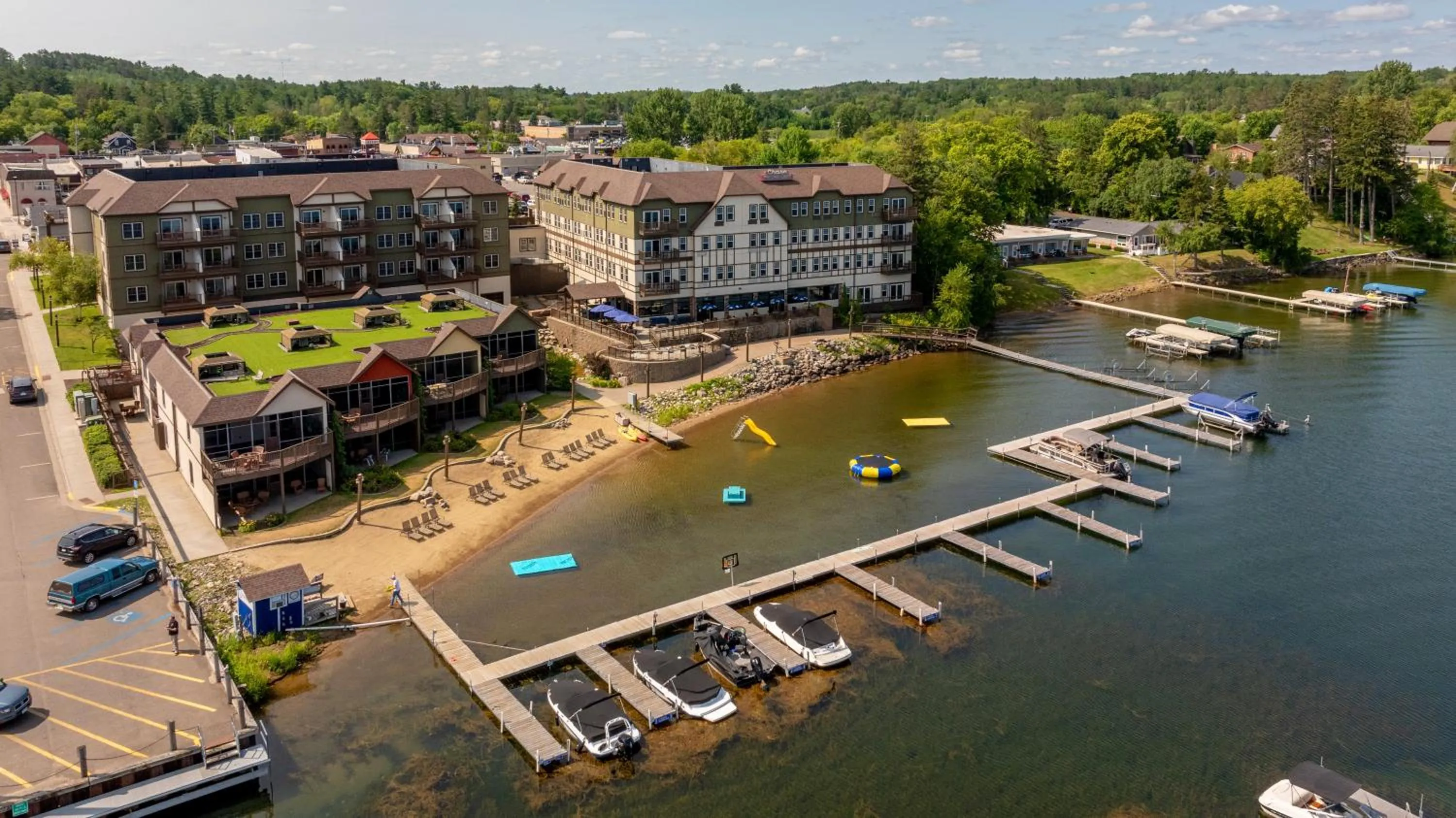Lake view in Chase On The Lake