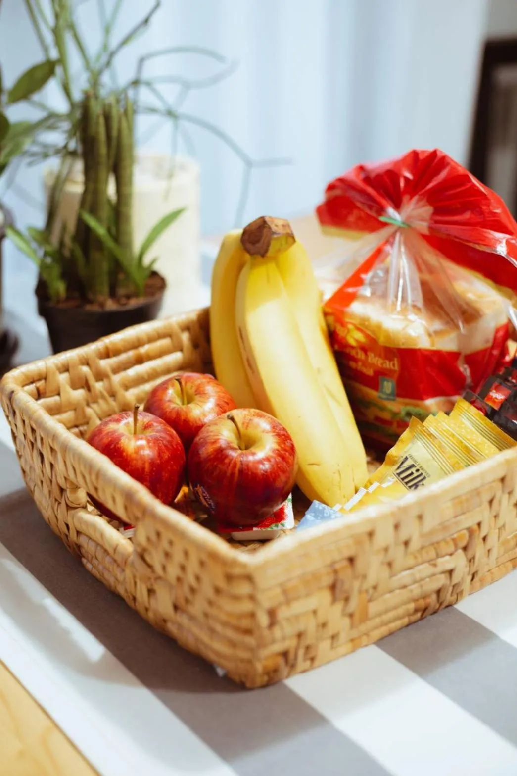 Food in Snoozy Guesthouse