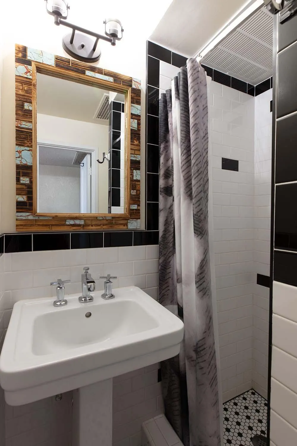 Bathroom in Hotel El Rancho