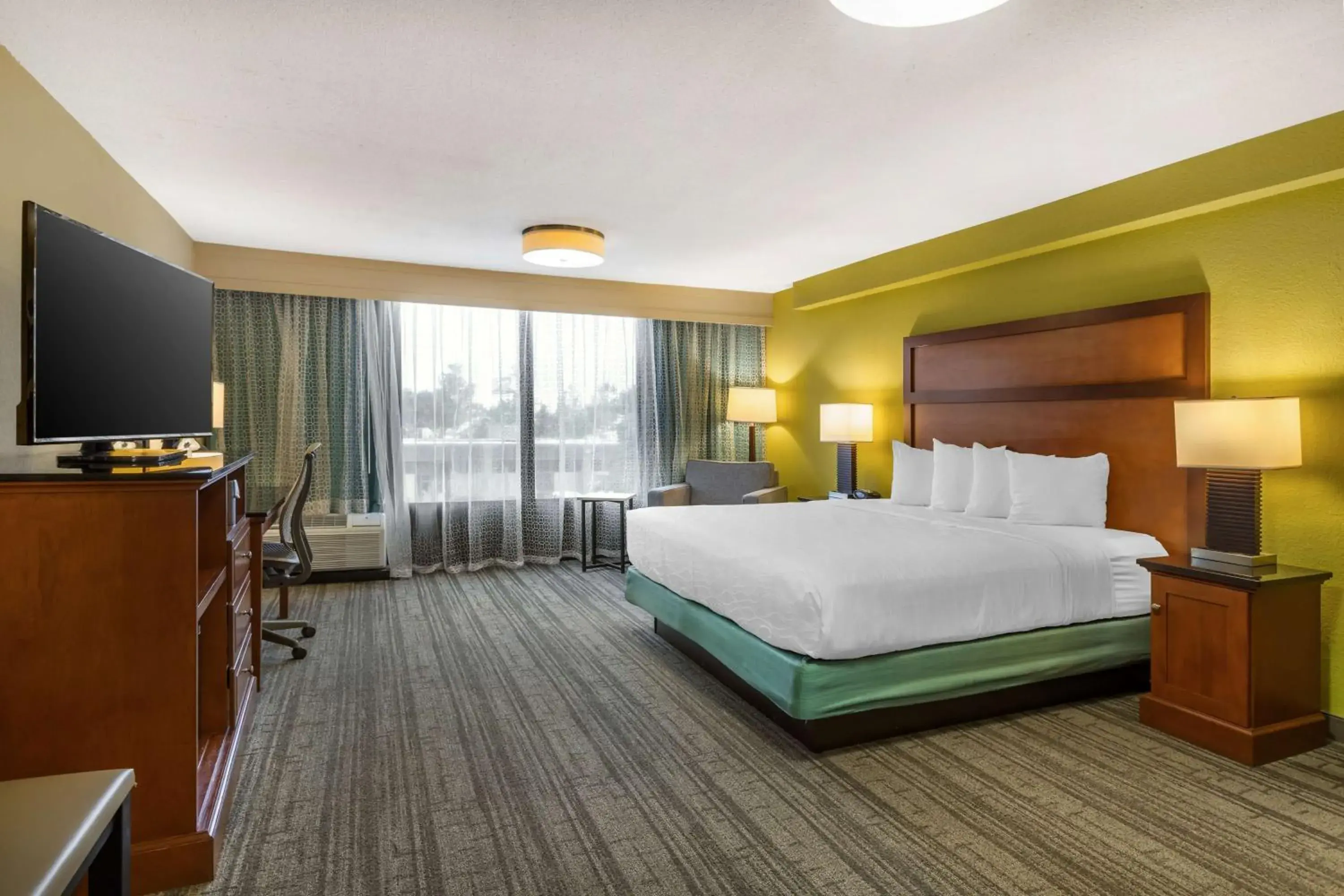 Bedroom, Bed in Best Western Plus Houston Energy Corridor Bedroom, Bed in Best Western Plus Houston Energy Corridor