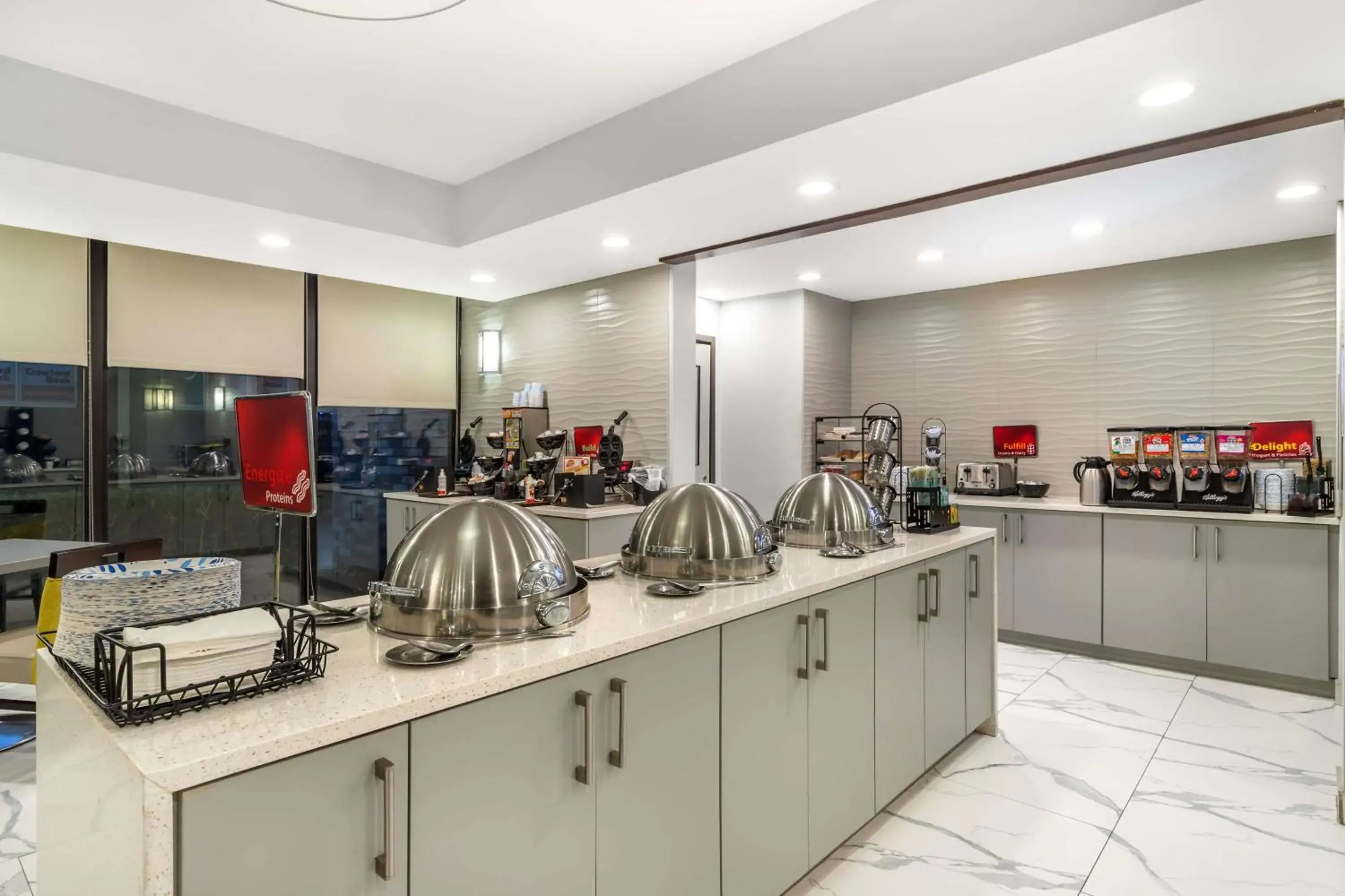 Breakfast in Best Western Plus Houston Energy Corridor Breakfast in Best Western Plus Houston Energy Corridor