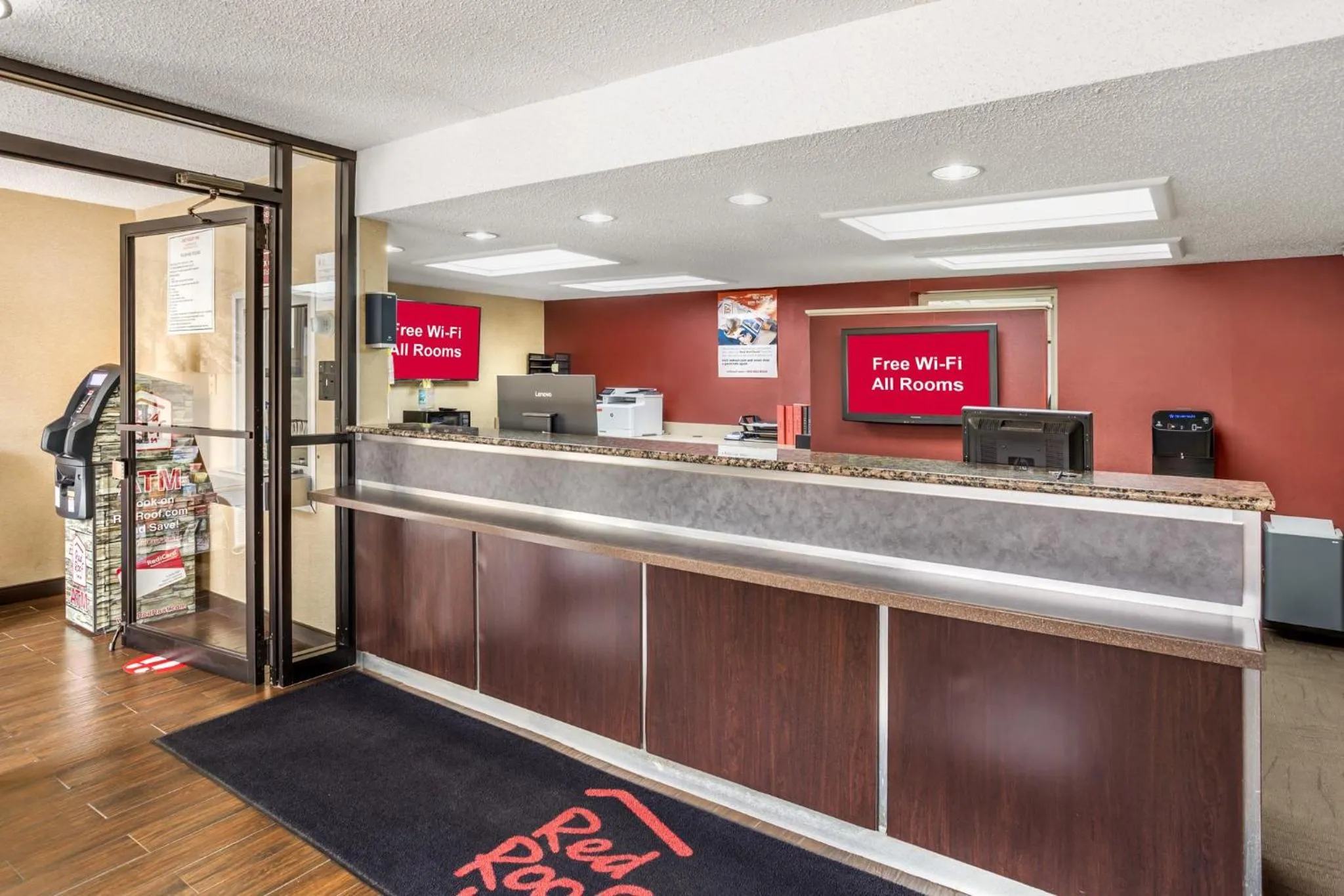 Lobby or reception in Red Roof Inn Tinton Falls-Jersey Shore