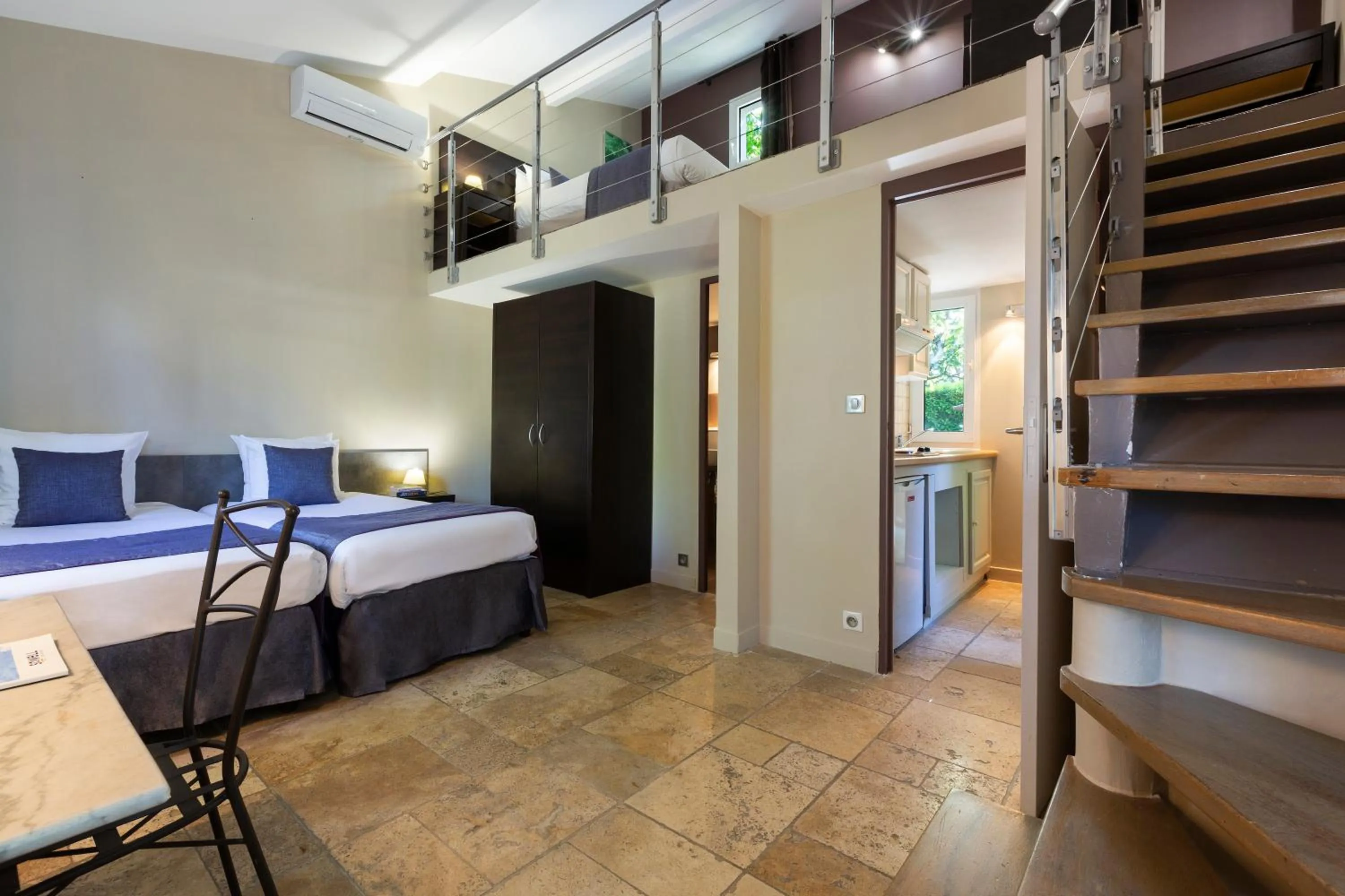 Bedroom, Bed in SOWELL HOTELS Domaine de la Petite Isle