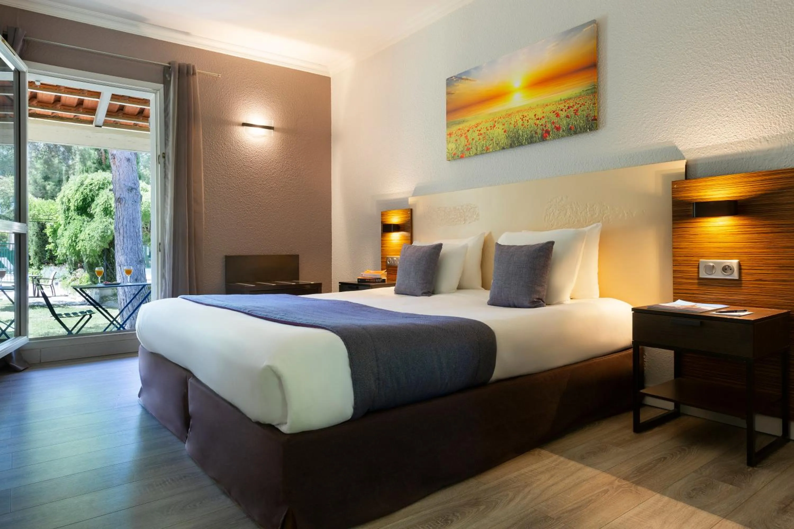 Bedroom, Bed in SOWELL HOTELS Domaine de la Petite Isle