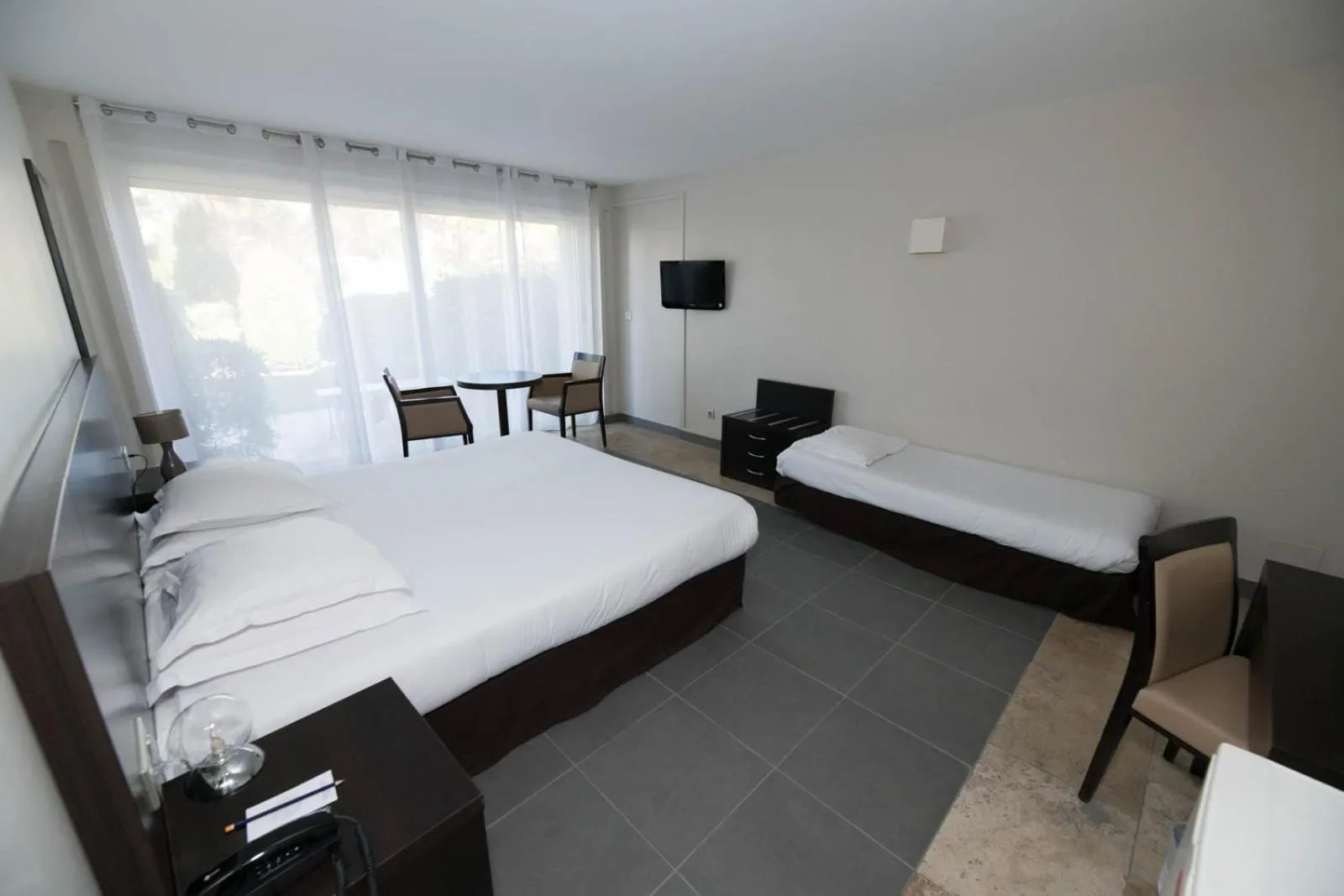 Bed in SOWELL HOTELS Domaine de la Petite Isle