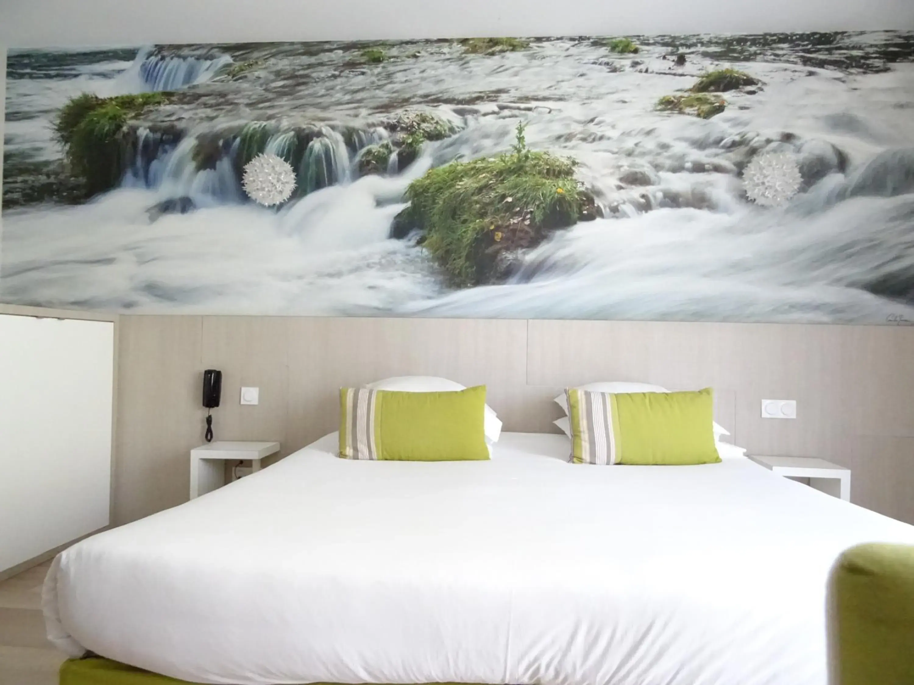 Deluxe Double or Twin Room with River View in SOWELL HOTELS Domaine de la Petite Isle Deluxe Double or Twin Room with River View in SOWELL HOTELS Domaine de la Petite Isle