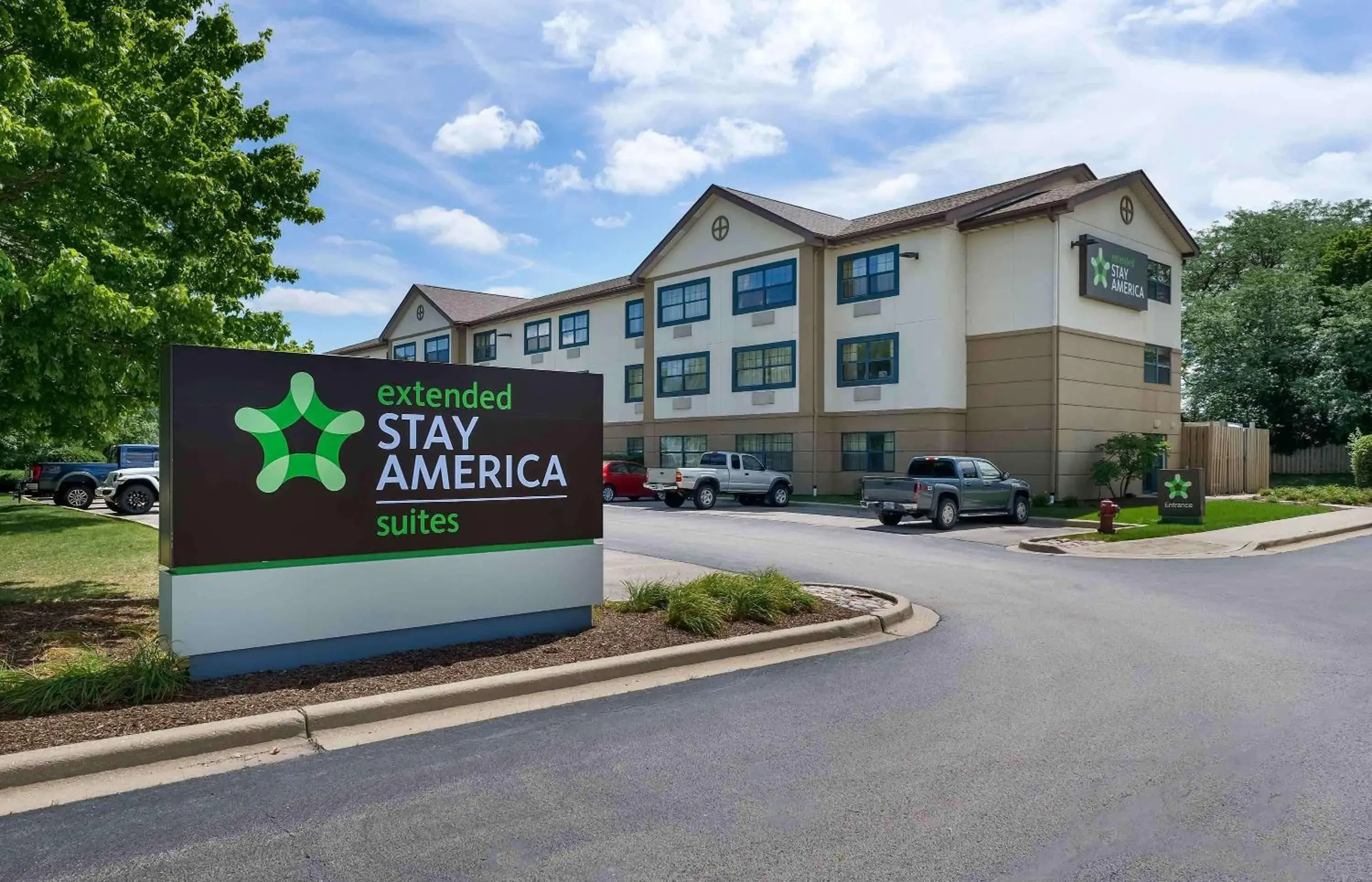Property building in Extended Stay America Suites - Chicago - Burr Ridge Property building in Extended Stay America Suites - Chicago - Burr Ridge