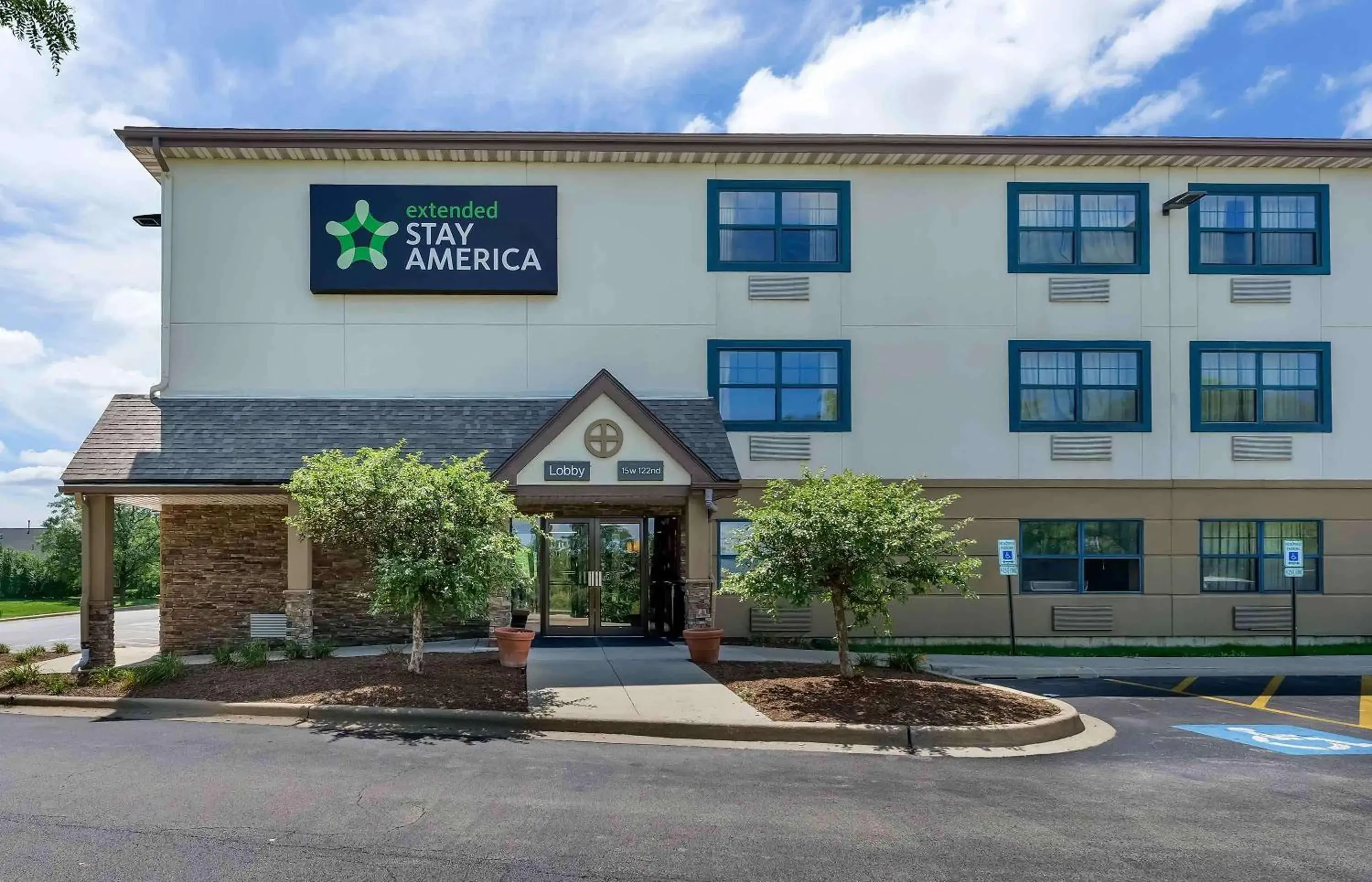 Property building in Extended Stay America Suites - Chicago - Burr Ridge Property building in Extended Stay America Suites - Chicago - Burr Ridge