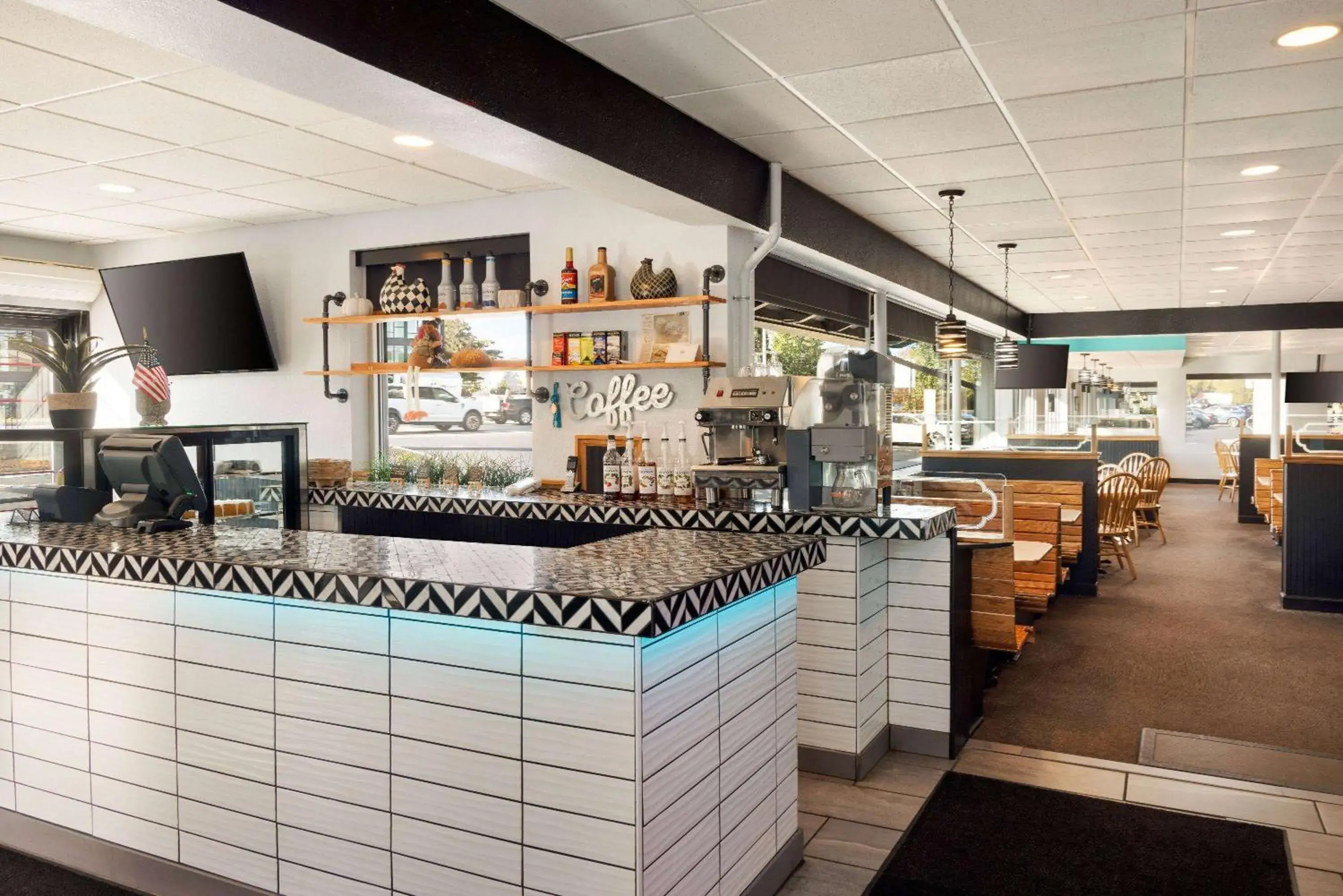 Restaurant/places to eat in Ramada Plaza by Wyndham Portland Restaurant/places to eat in Ramada Plaza by Wyndham Portland