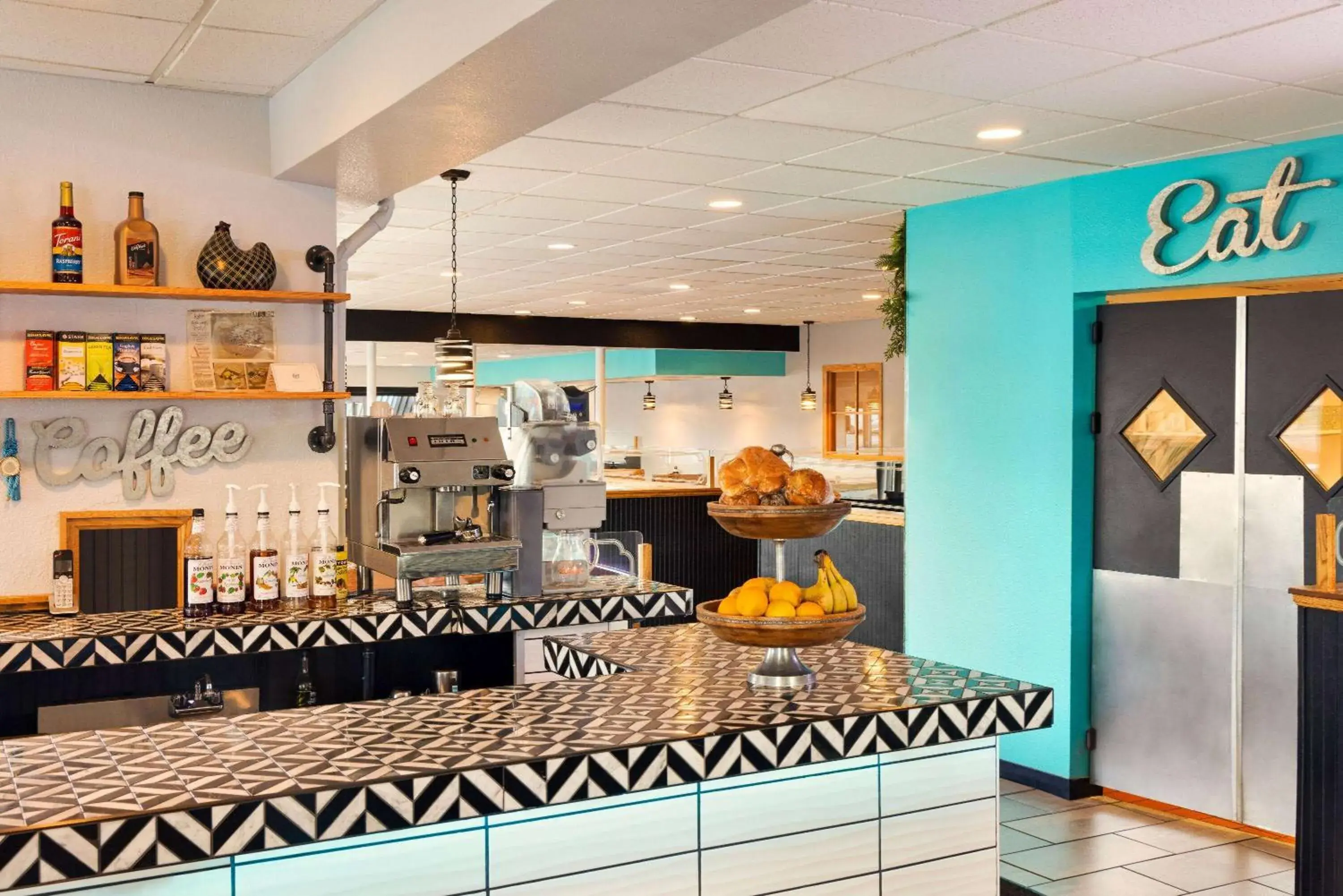 Restaurant/places to eat in Ramada Plaza by Wyndham Portland Restaurant/places to eat in Ramada Plaza by Wyndham Portland