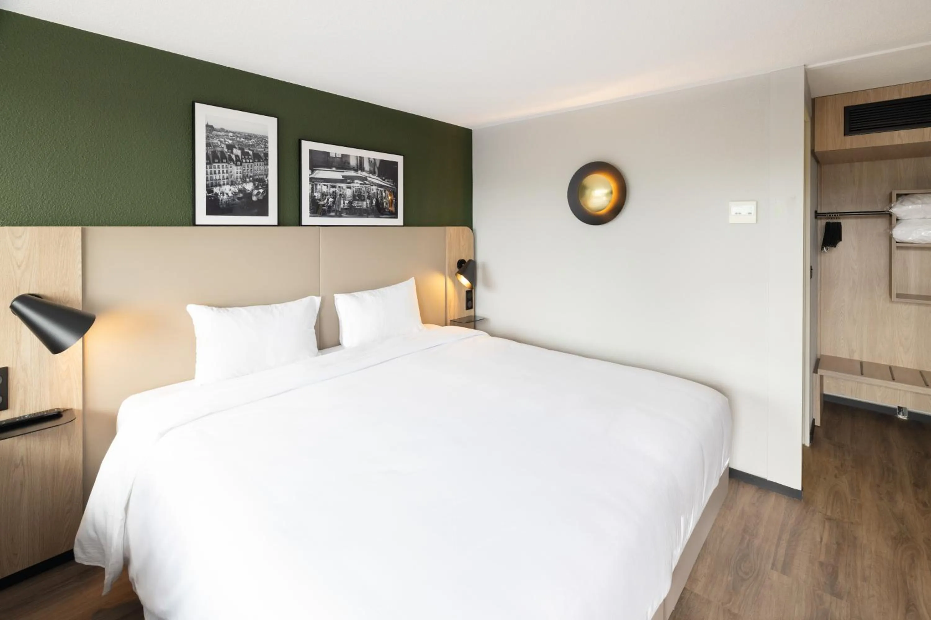 Bed in Campanile Nature - Taverny