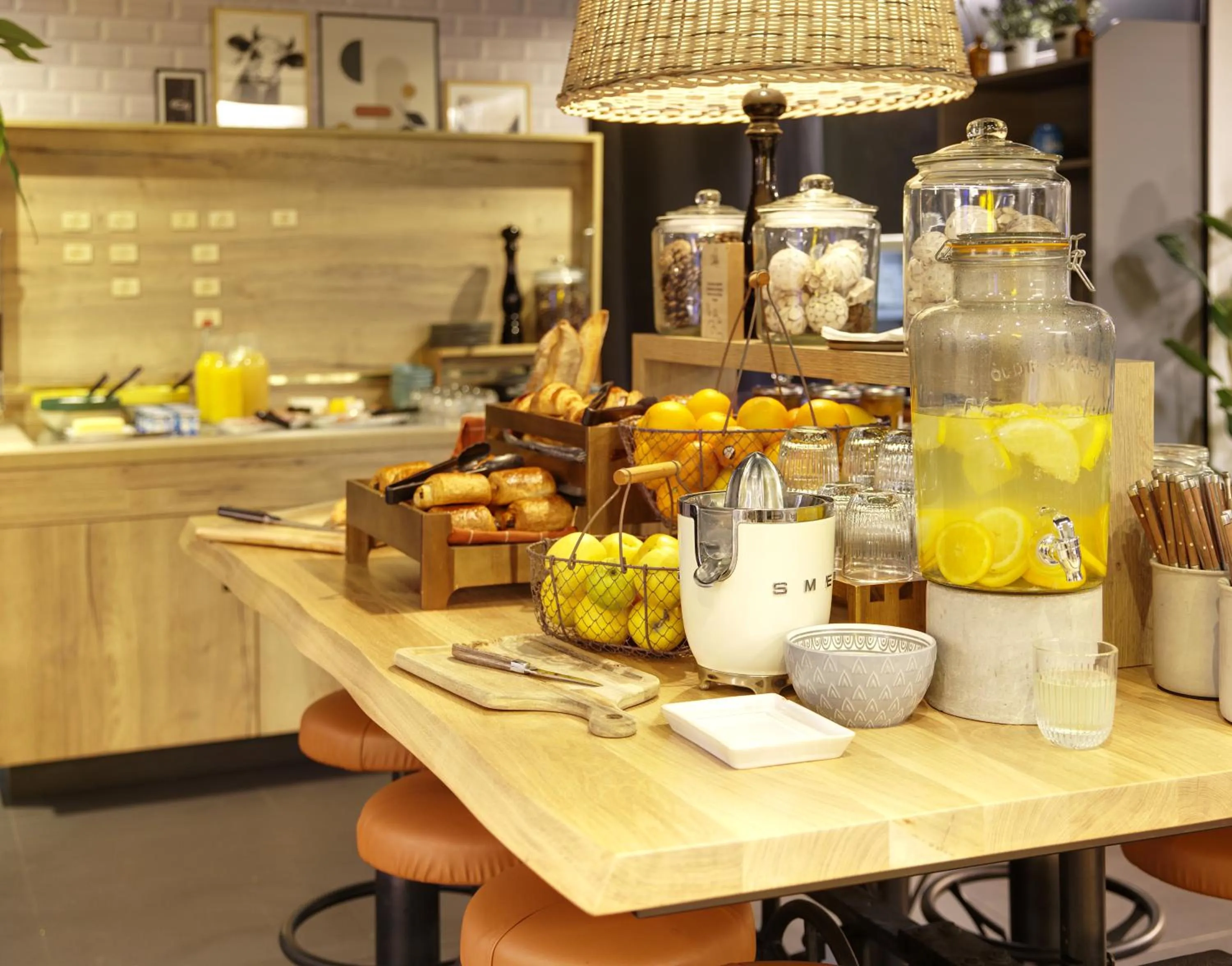 Restaurant/places to eat in Campanile Nature - Taverny