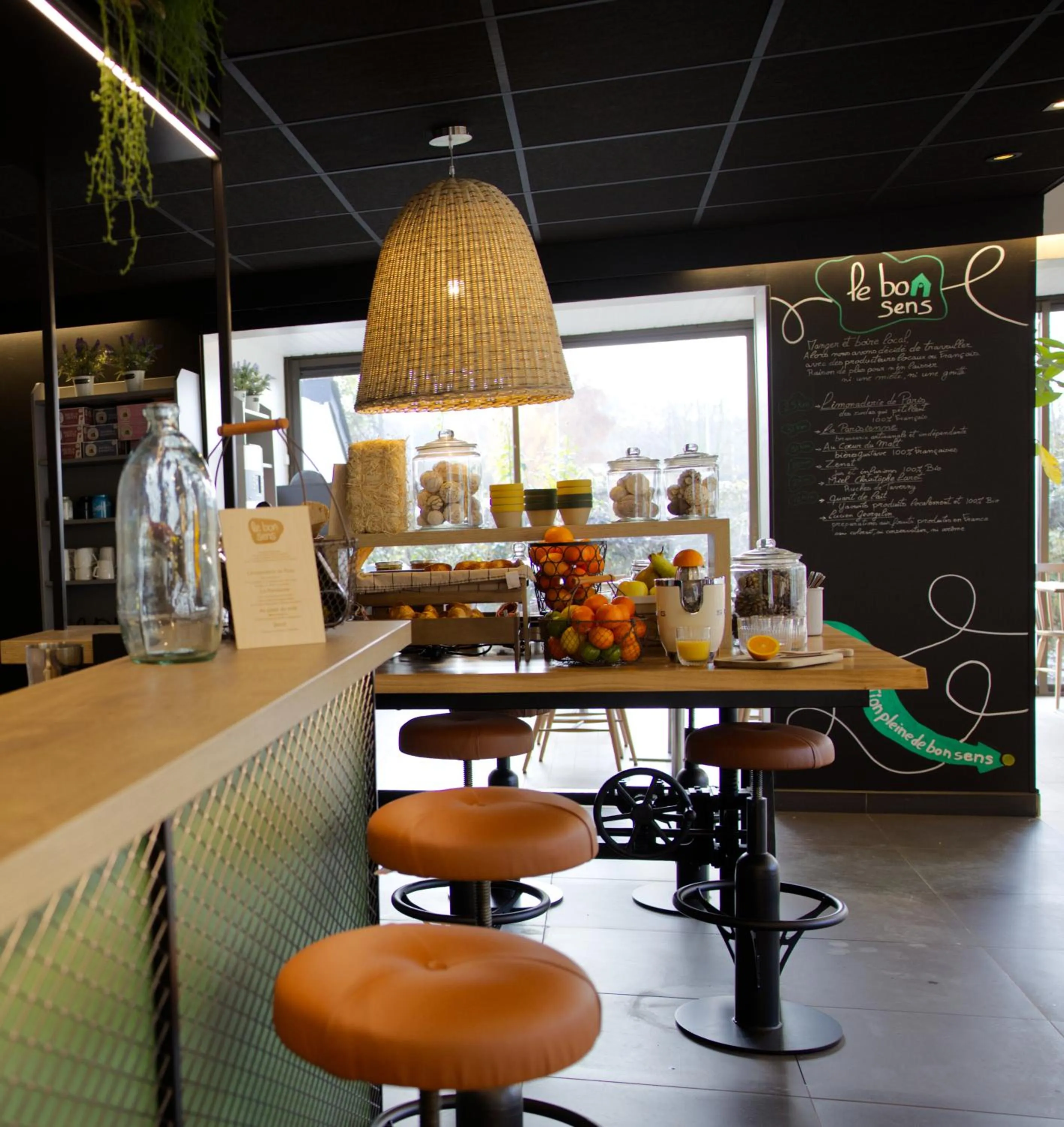 Breakfast in Campanile Nature - Taverny