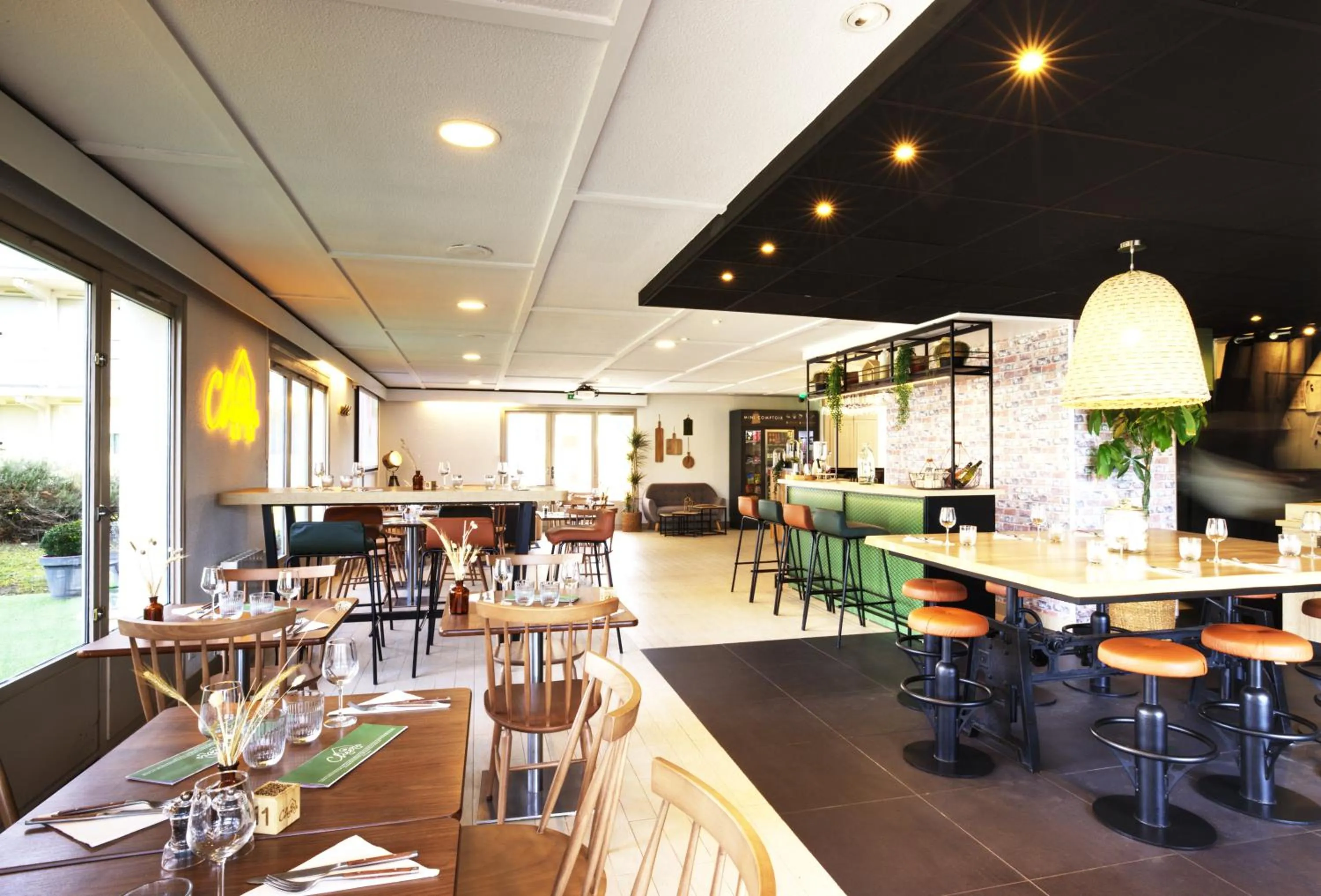 Restaurant/places to eat in Campanile Nature - Taverny