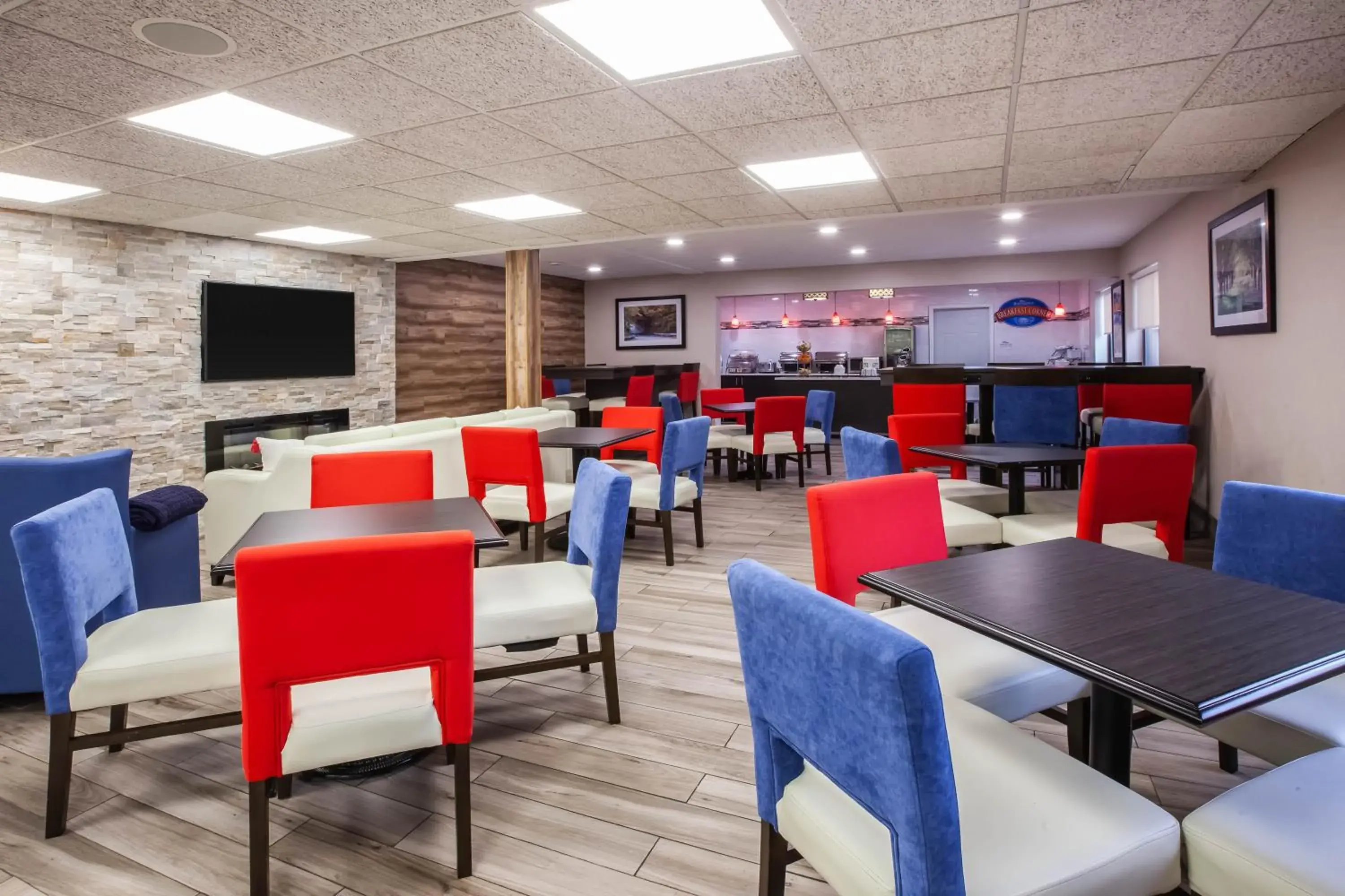 Restaurant/places to eat in Baymont by Wyndham Traverse City Restaurant/places to eat in Baymont by Wyndham Traverse City