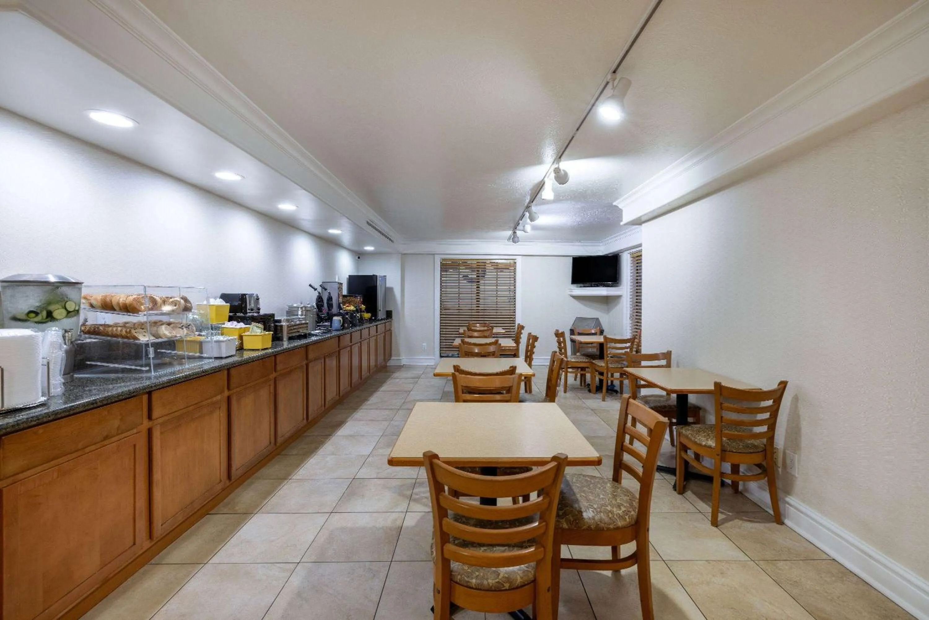 Breakfast in Days Inn by Wyndham Casper