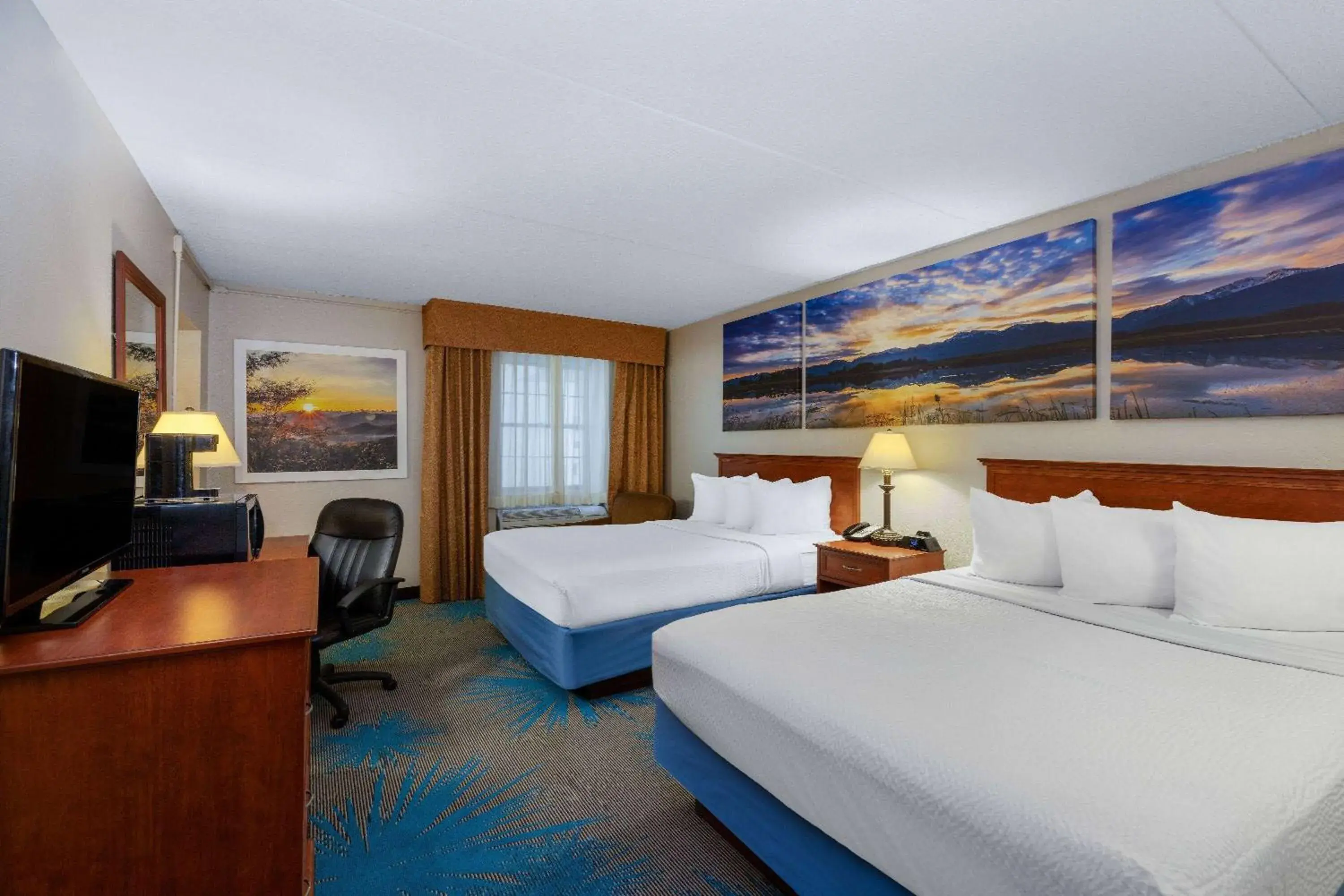 Photo of the whole room, Bed in Days Inn by Wyndham Casper Photo of the whole room, Bed in Days Inn by Wyndham Casper
