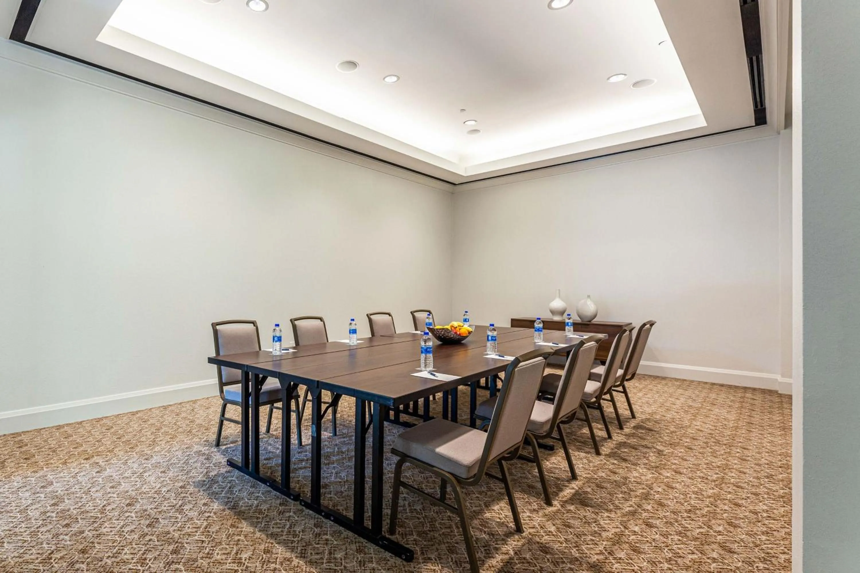 Meeting/conference room in Sheraton Hotel Stonebriar