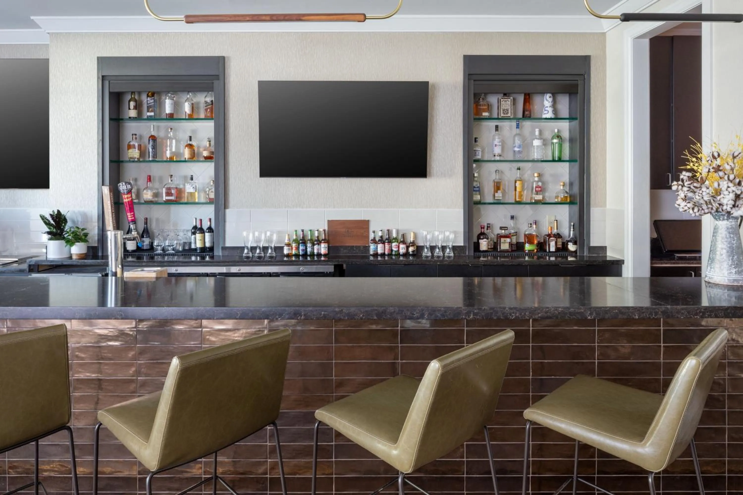Lounge or bar in Sheraton Hotel Stonebriar