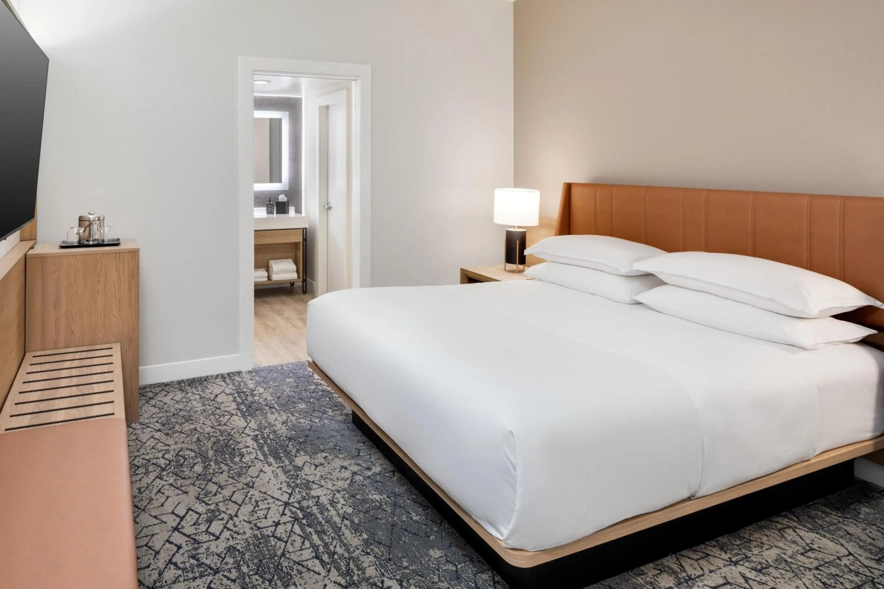 Bedroom, Bed in Sheraton Hotel Stonebriar