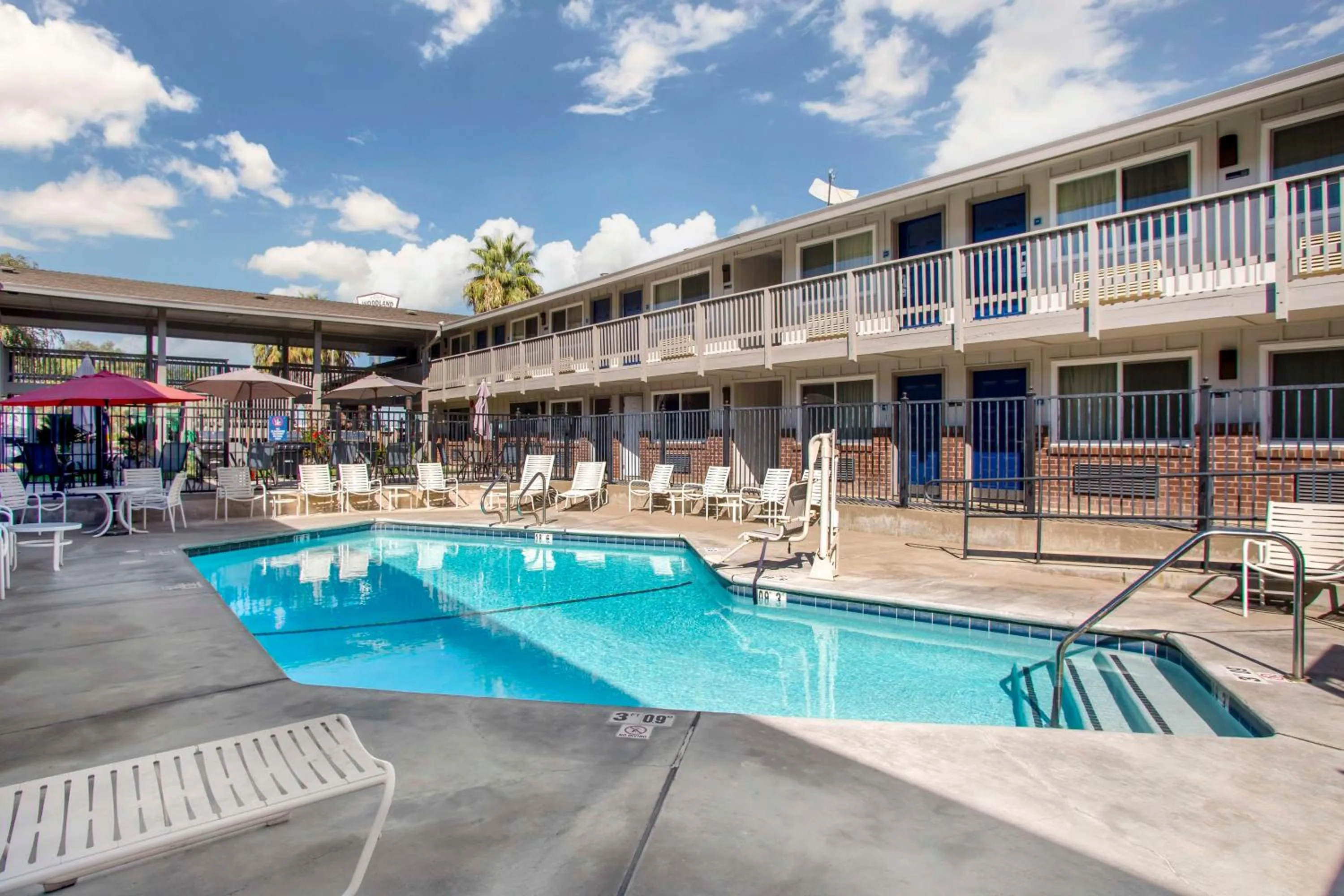 Pool view in Best Western Shadow Inn