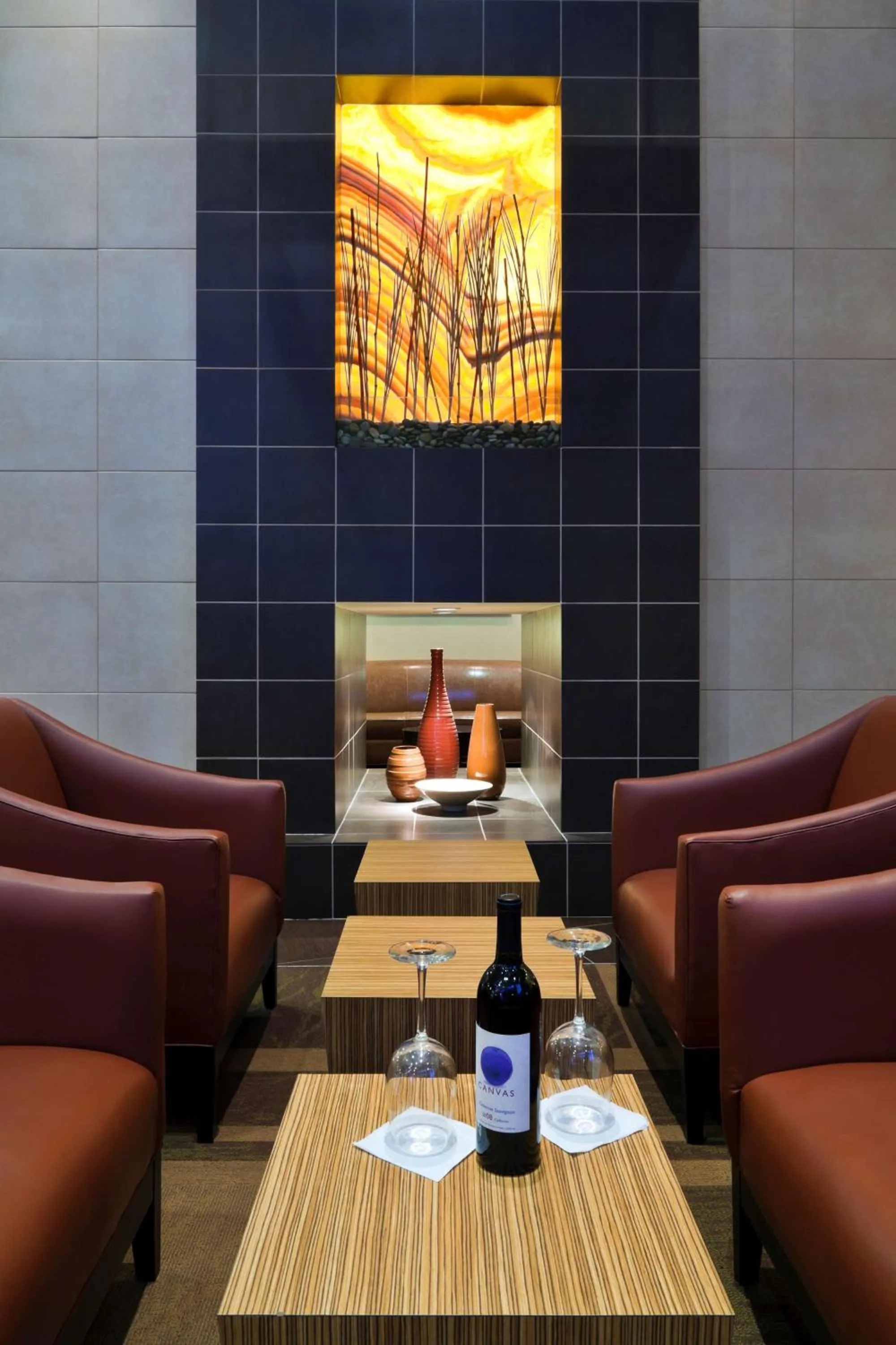 Lounge or bar in Hyatt Place Chesapeake