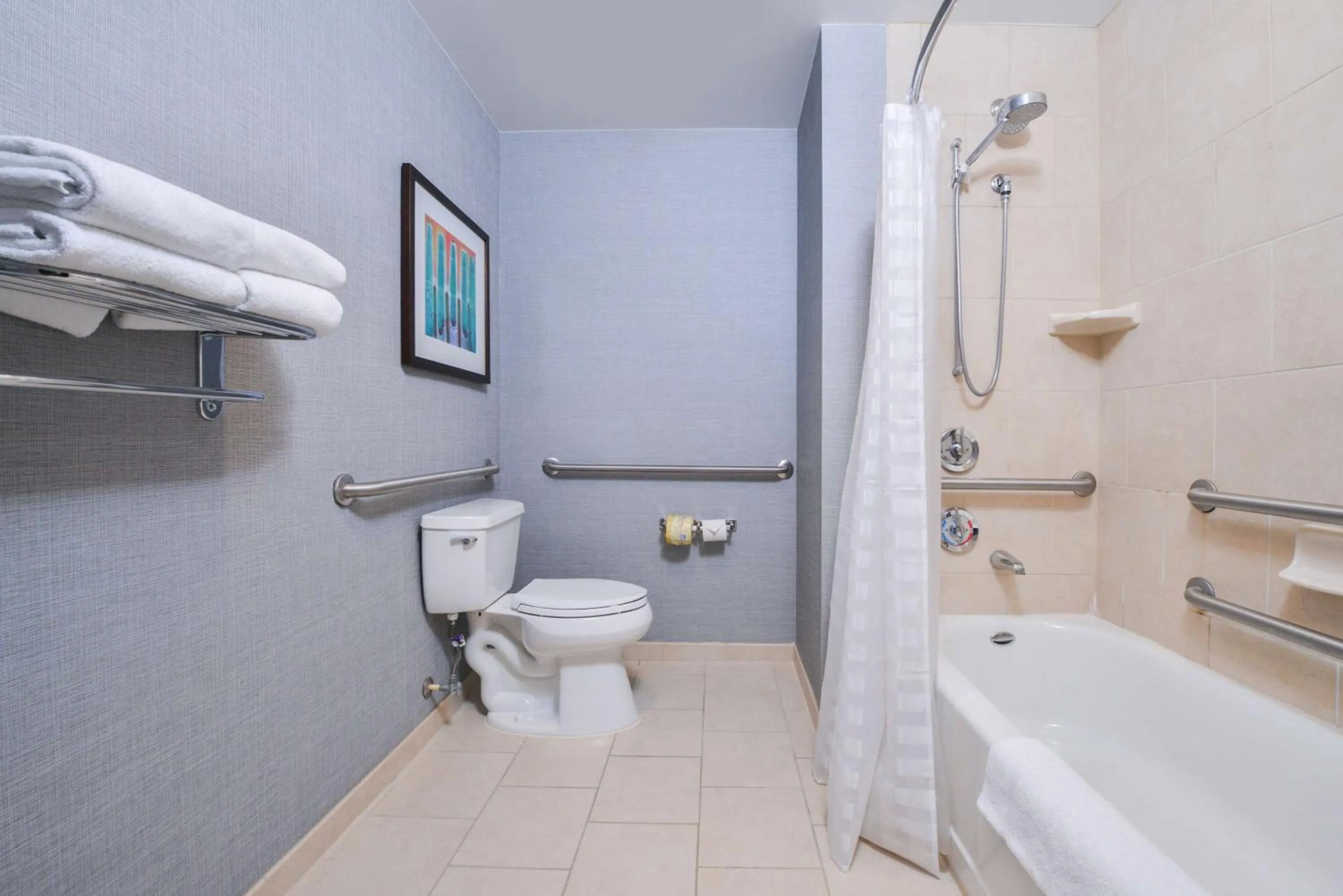 Bathroom in Hyatt Place Chesapeake