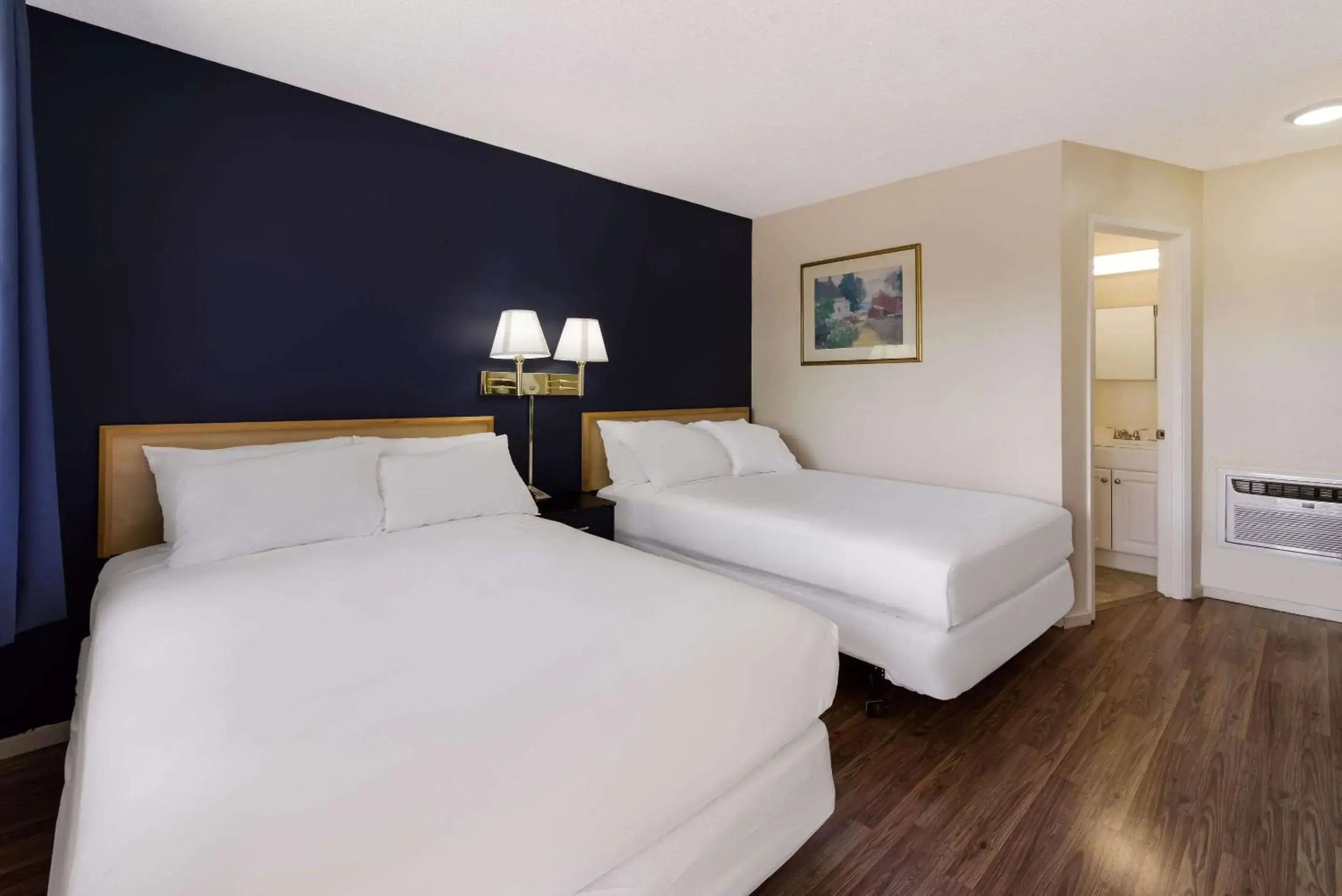 Bedroom, Bed in Rodeway Inn Livermore Bedroom, Bed in Rodeway Inn Livermore