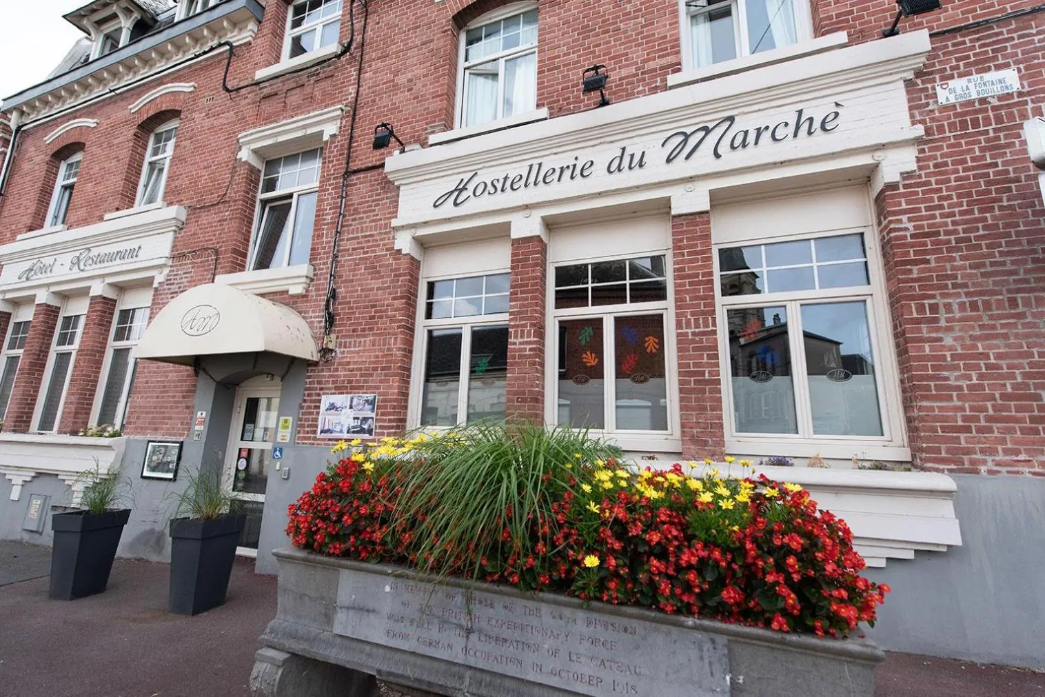 Logis - Hostellerie & Restaurant du Marché