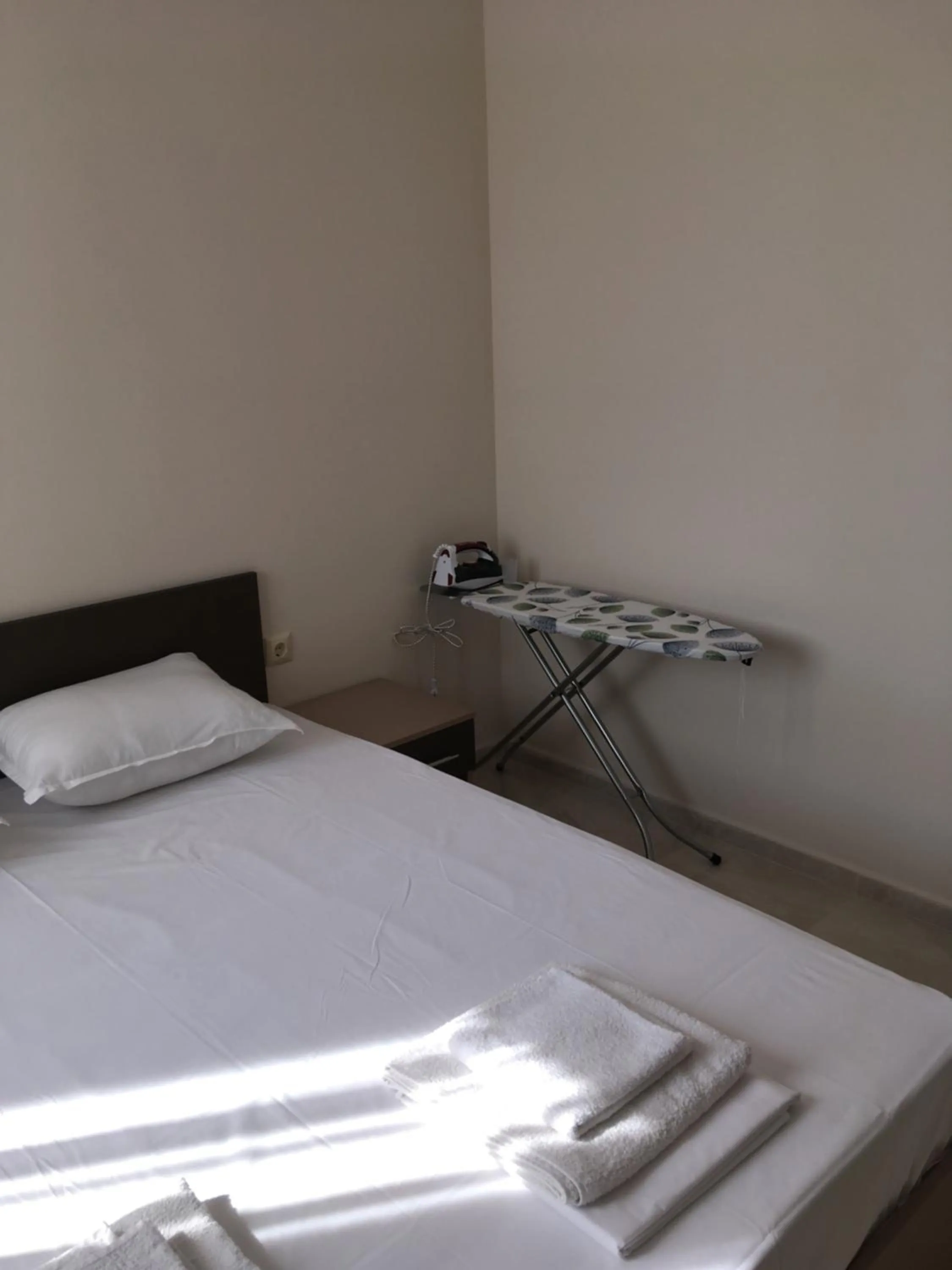 Bed in Vase Apartments