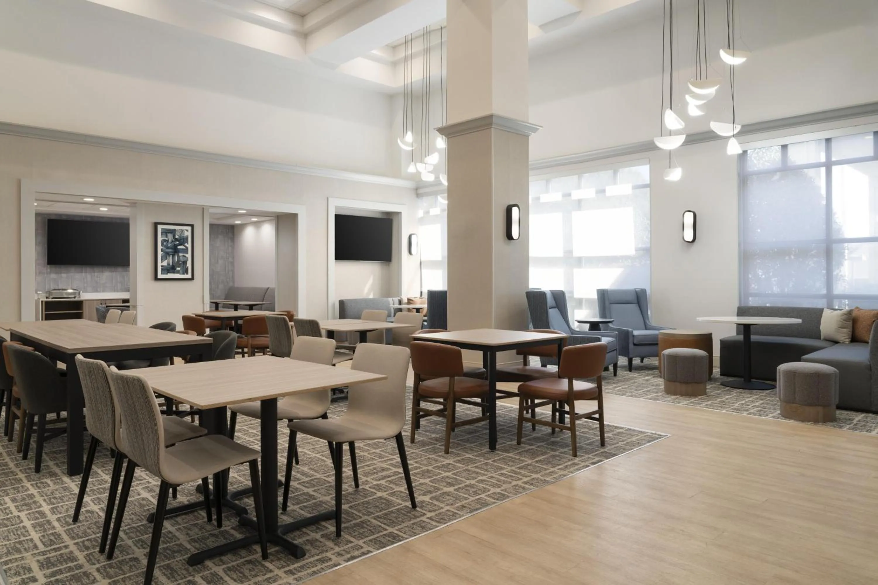 Lobby or reception in Hyatt Select Richmond Chester