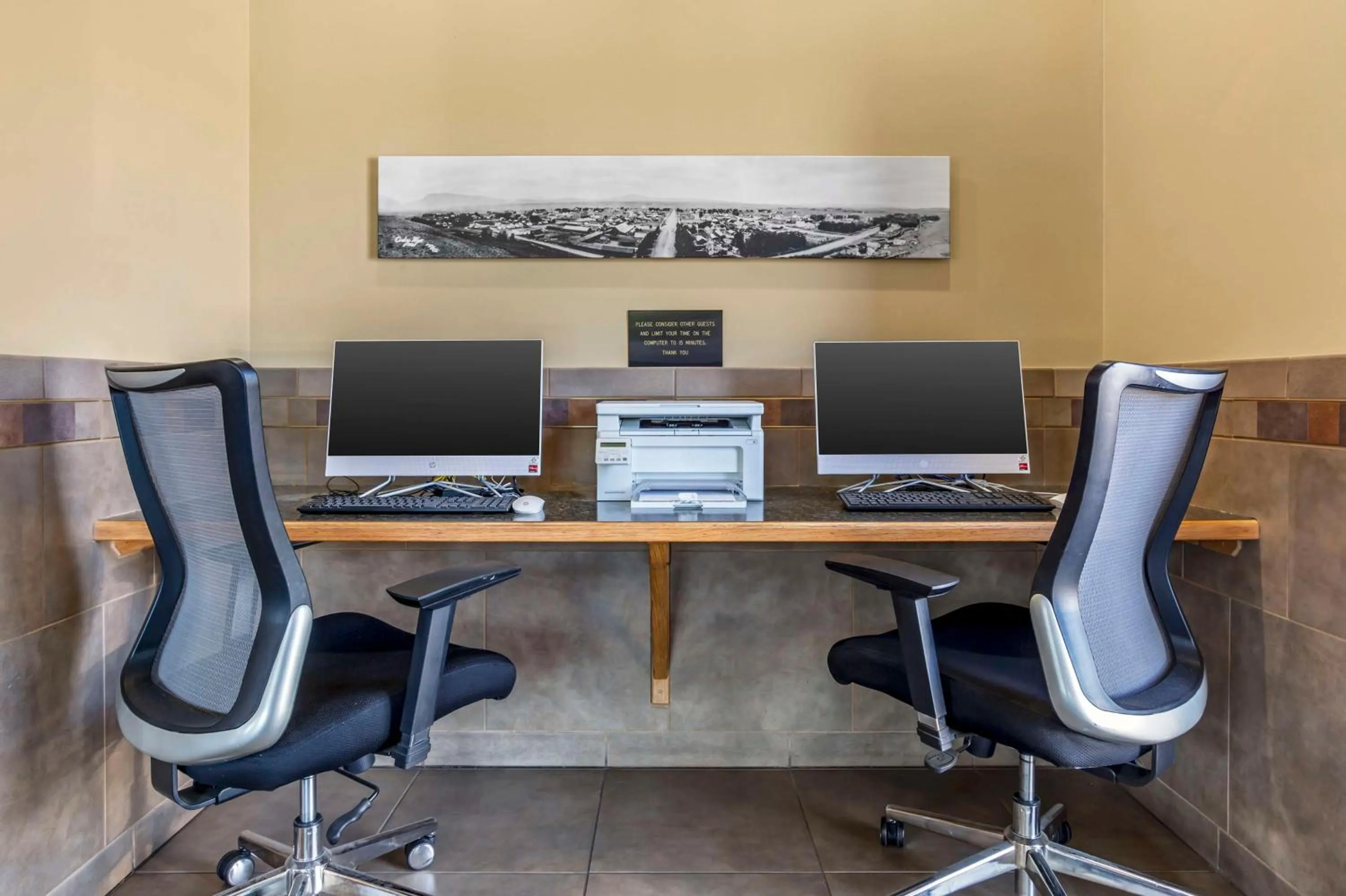 Business facilities in Best Western Sunset Inn