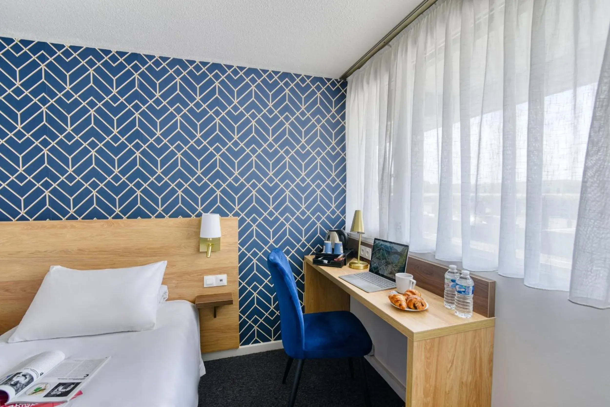 Food and drinks, Bed in Kyriad Montauban Sud - Albasud Food and drinks, Bed in Kyriad Montauban Sud - Albasud