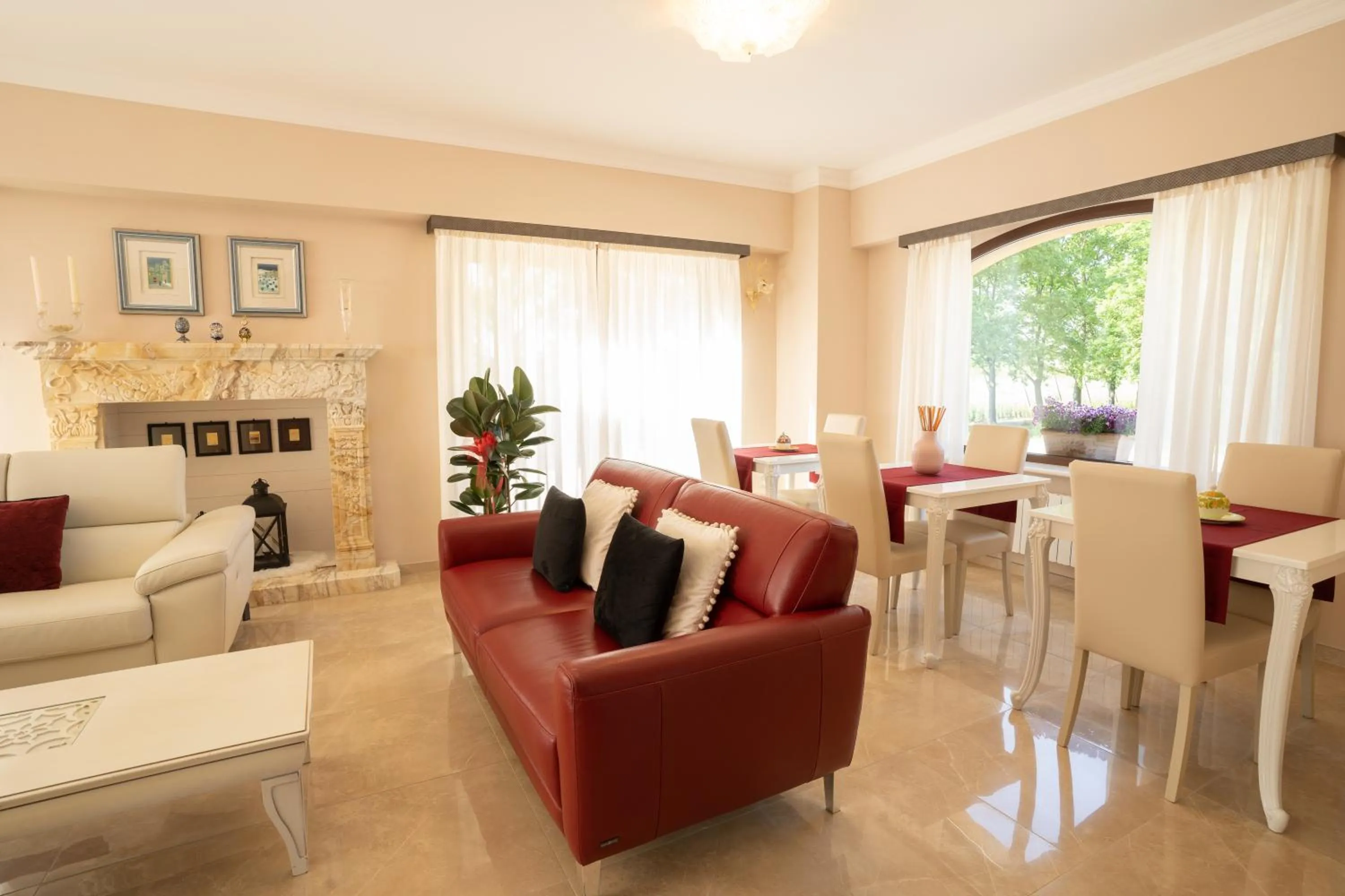 Lounge or bar in Il Castellaccio Bed & Breakfast