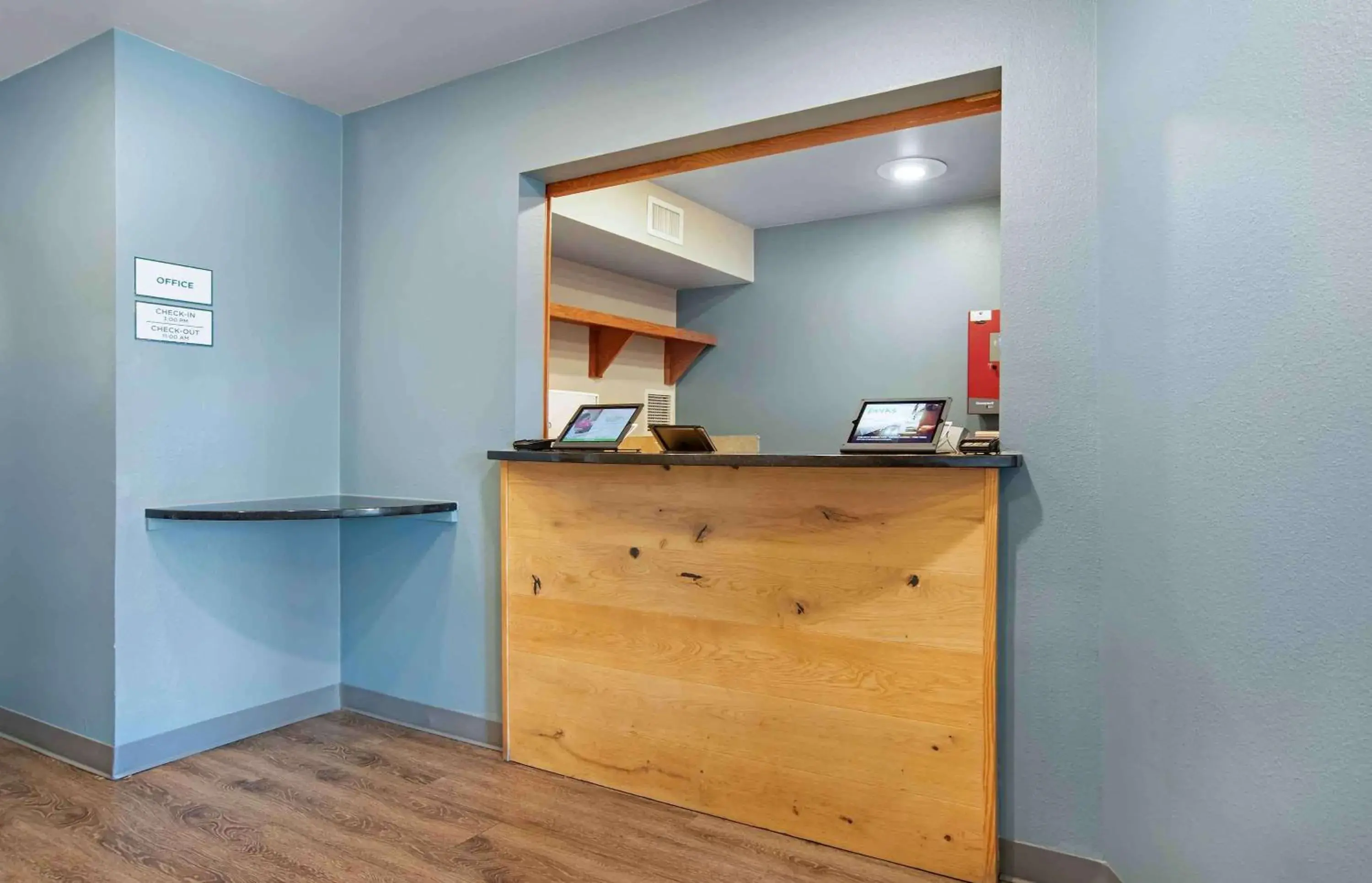 Lobby or reception in Extended Stay America Select Suites - Mobile - Daphne Lobby or reception in Extended Stay America Select Suites - Mobile - Daphne