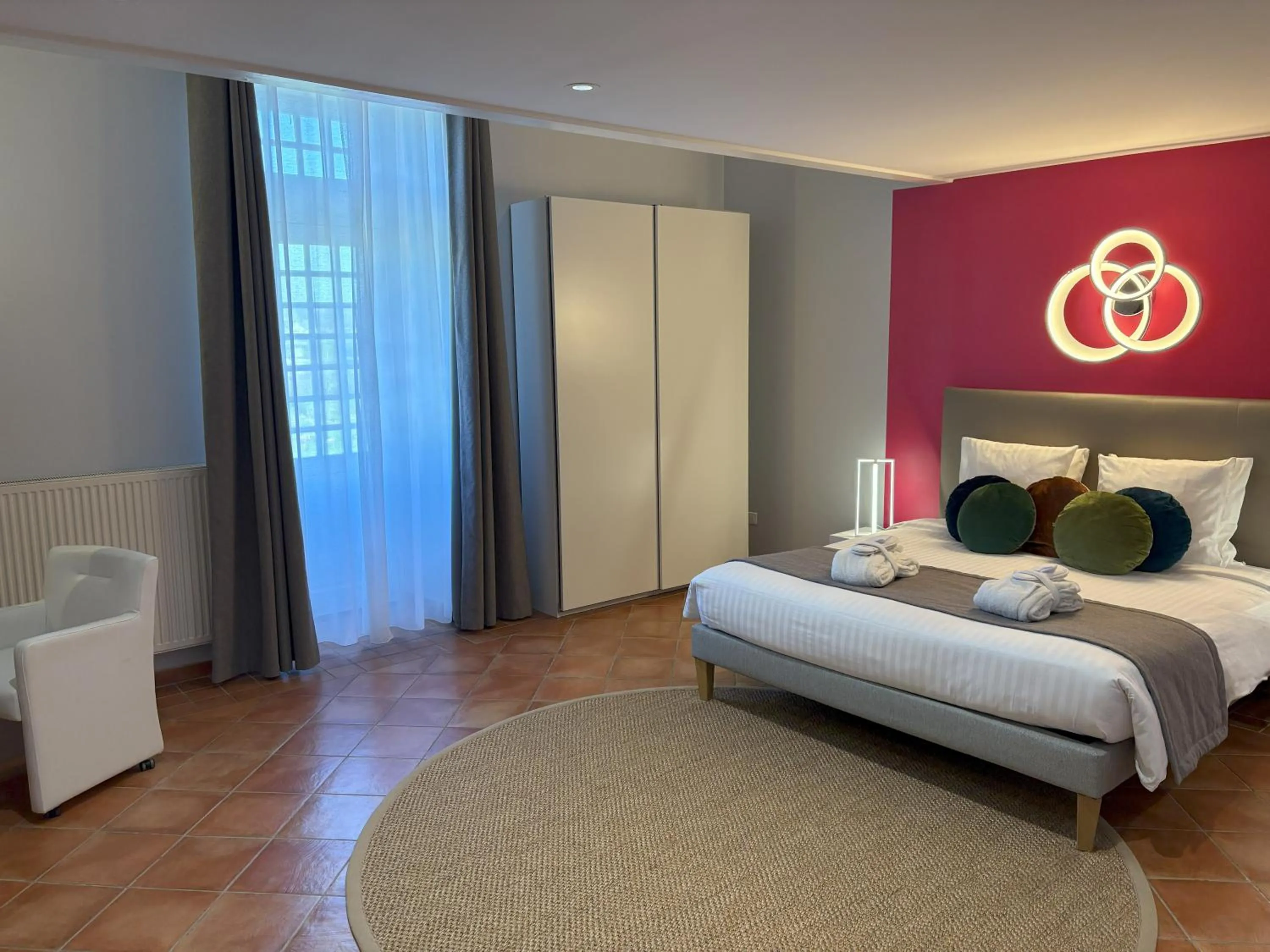 Bedroom, Bed in Hôtel Le Château Fort de Sedan